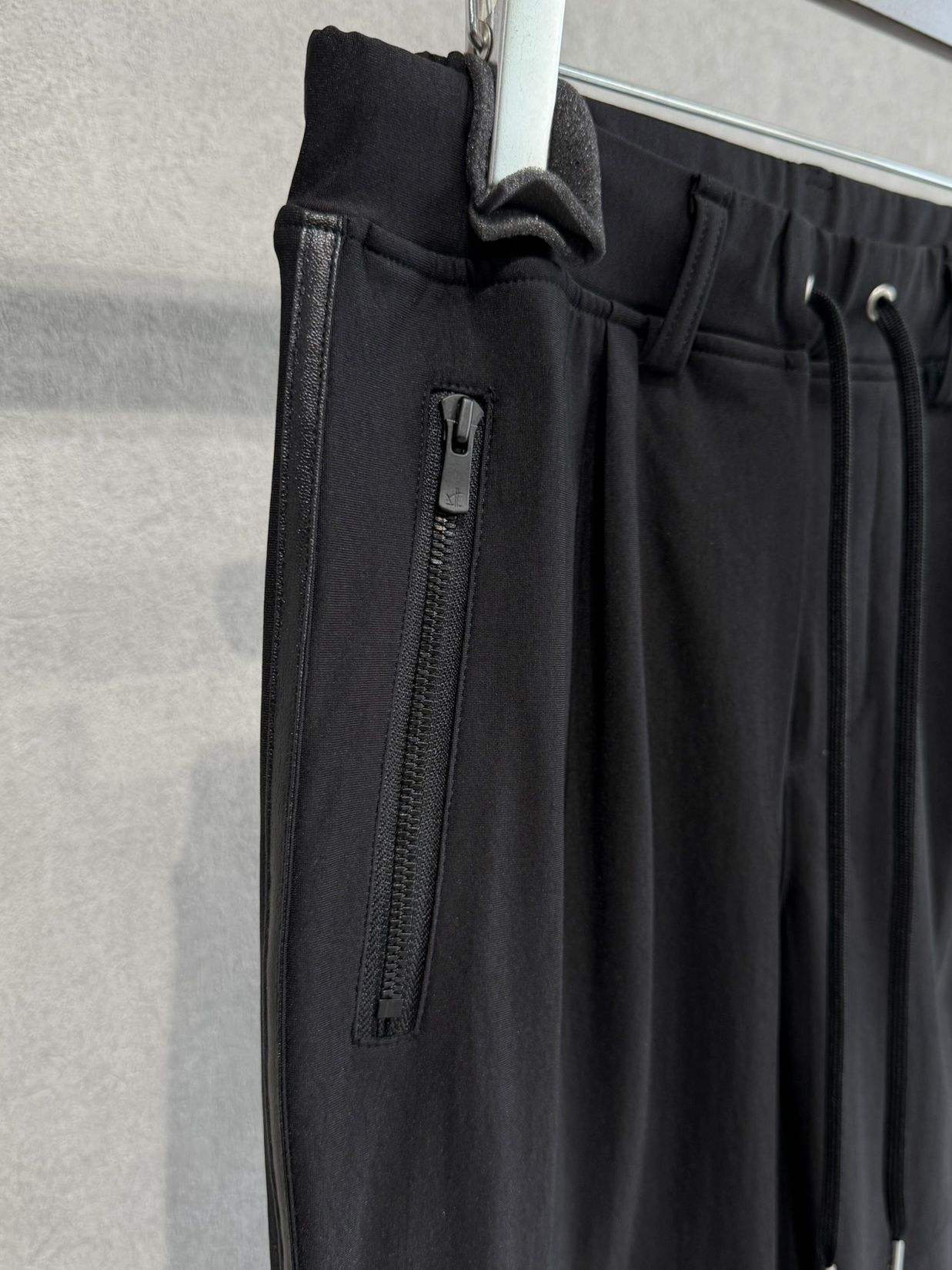 JOHNSON LINE HEAT WIDE TUCK PANTS / RC38-ST-009HWT / 裏起毛ジョンソンラインワイドタックパンツ / ブラック×ブラック