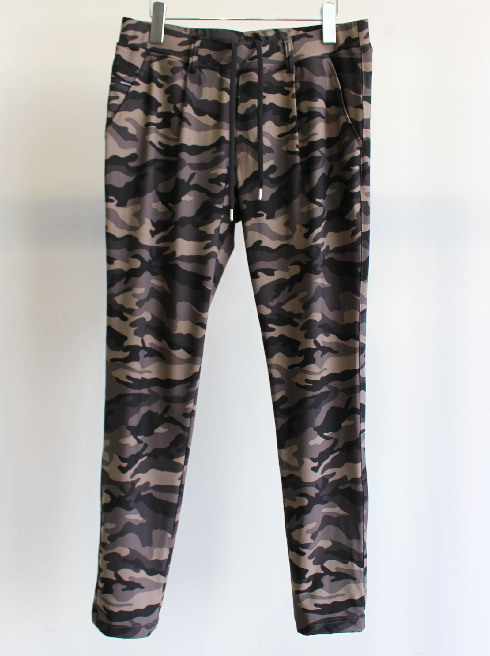 CHRIS EASY TUCK PANTS / RC32-ST-016T / イージータックパンツ / カモフラブラック