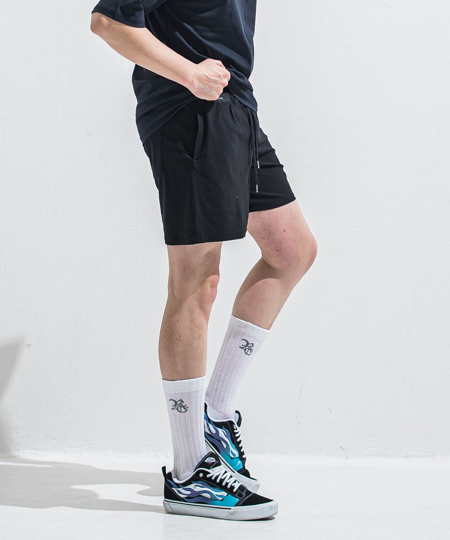 TV NYLON SHORTS / RC40-HP-004 / リラックスナイロンショーツ / ブラック (6月上旬入荷予定)