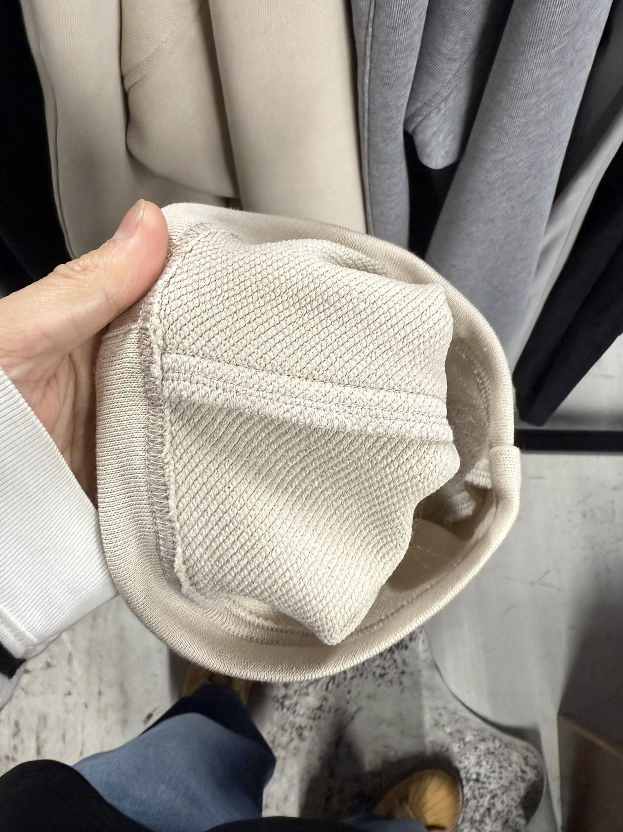 HF URAKE WIDE TUCK PANTS / RC39-ST-016WT / 高機能スウェットワイドタックパンツ / グレージュ (1月中旬入荷予定)