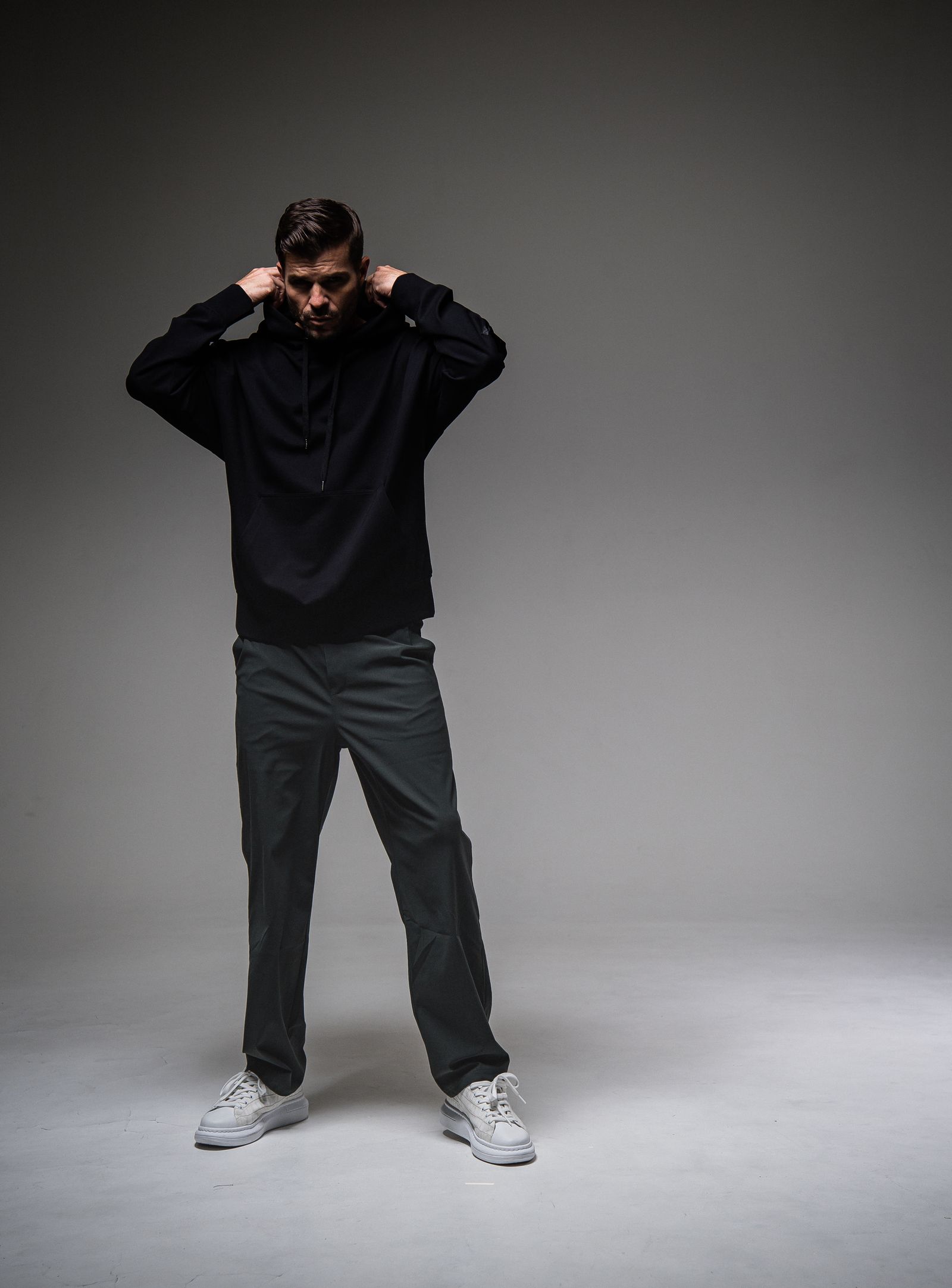 CHRIS EASY WIDE PANTS / RC25-ST-016W / ナイロンワイドパンツ / カーキ