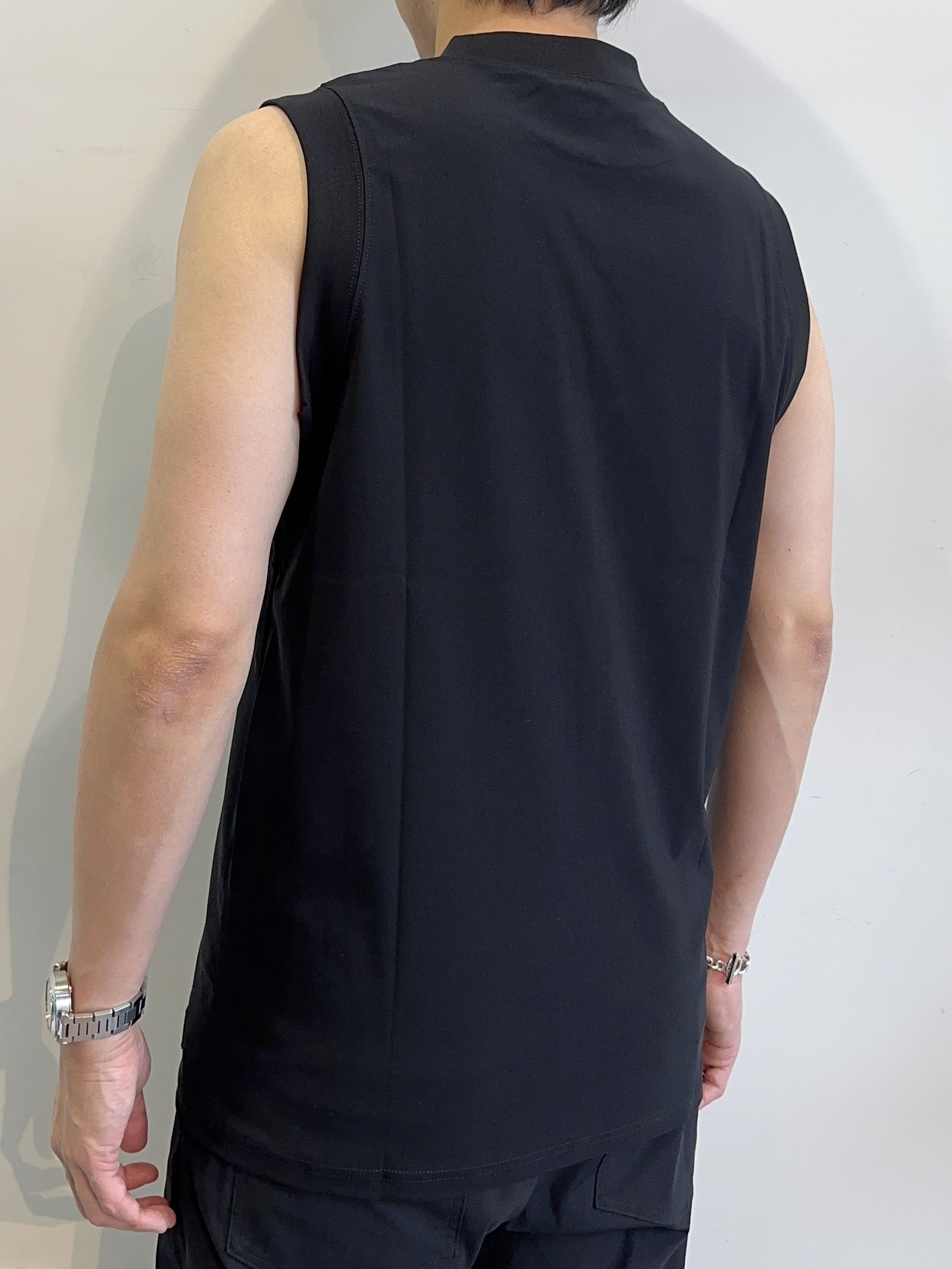 HOME NYLON NO SLEEVE / RC32-T-008 / ナイロンノースリーブ / ブラック