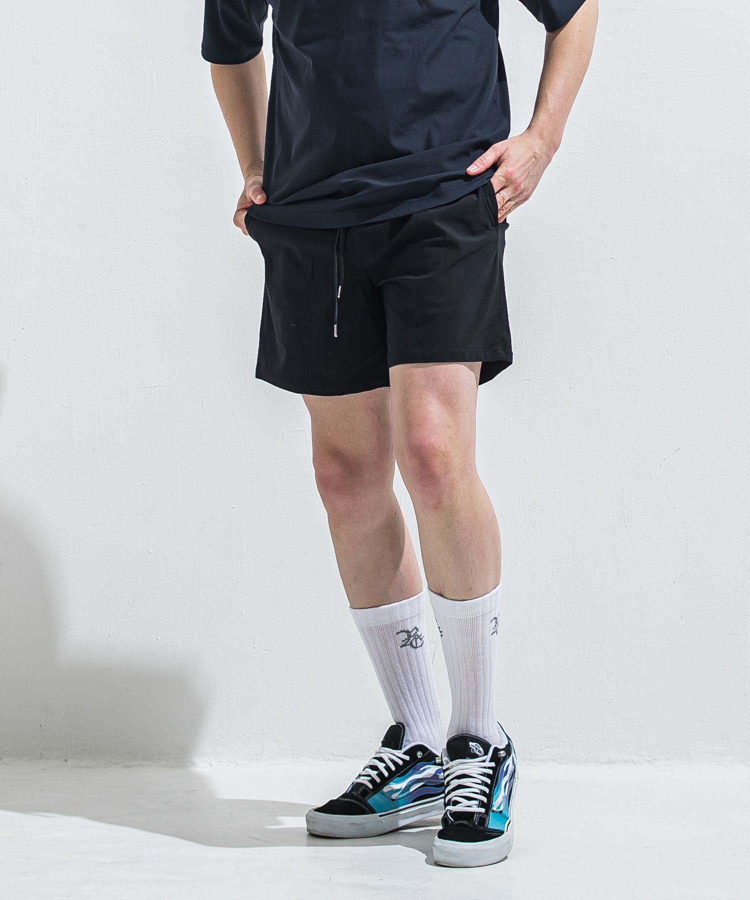 TV NYLON SHORTS / RC40-HP-004 / リラックスナイロンショーツ / ブラック (6月上旬入荷予定)
