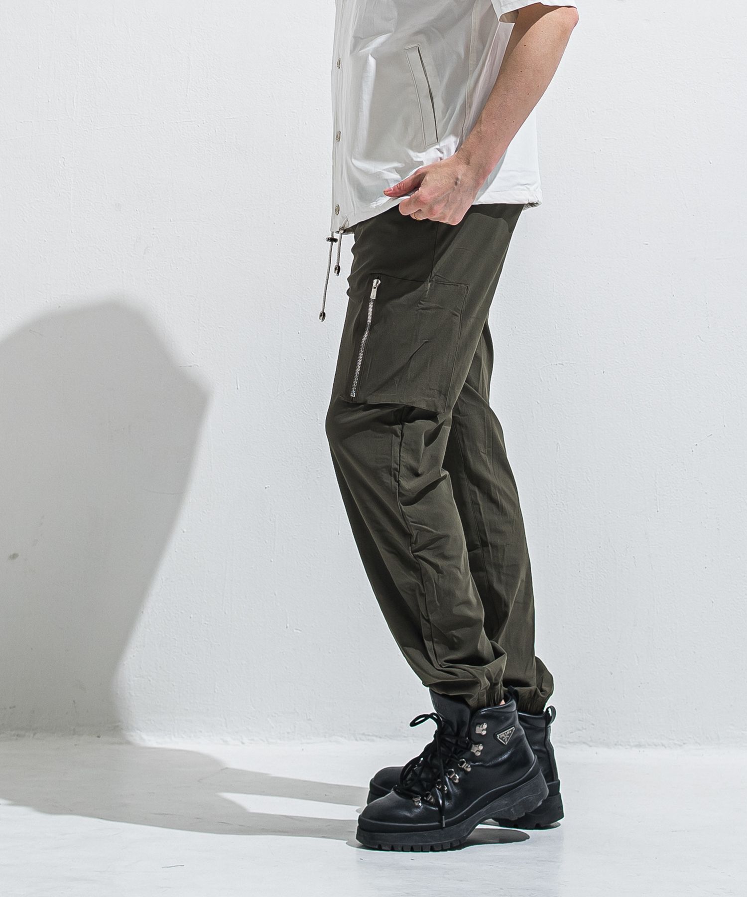DAVID NYLON CARGO PANTS / RC40-ST-040 / ミリタリーナイロン裾ゴムカーゴパンツ / カーキ (6月中旬入荷予定)