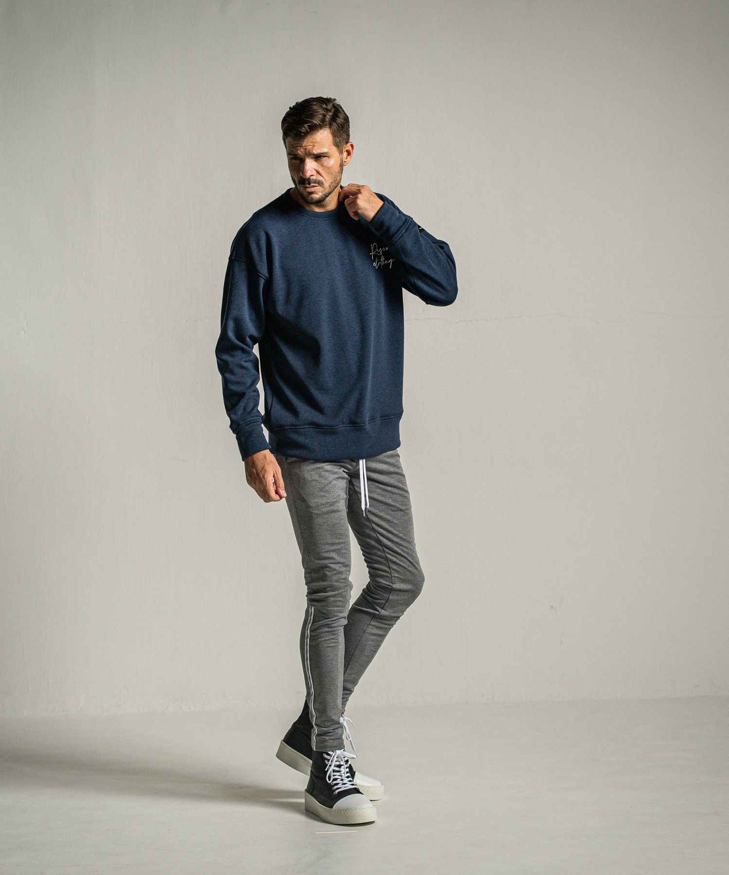 ID VELOURS FLEECE DROP TRAINER / RC34-C-004 / 裏起毛バックロゴトレーナー / ネイビー
