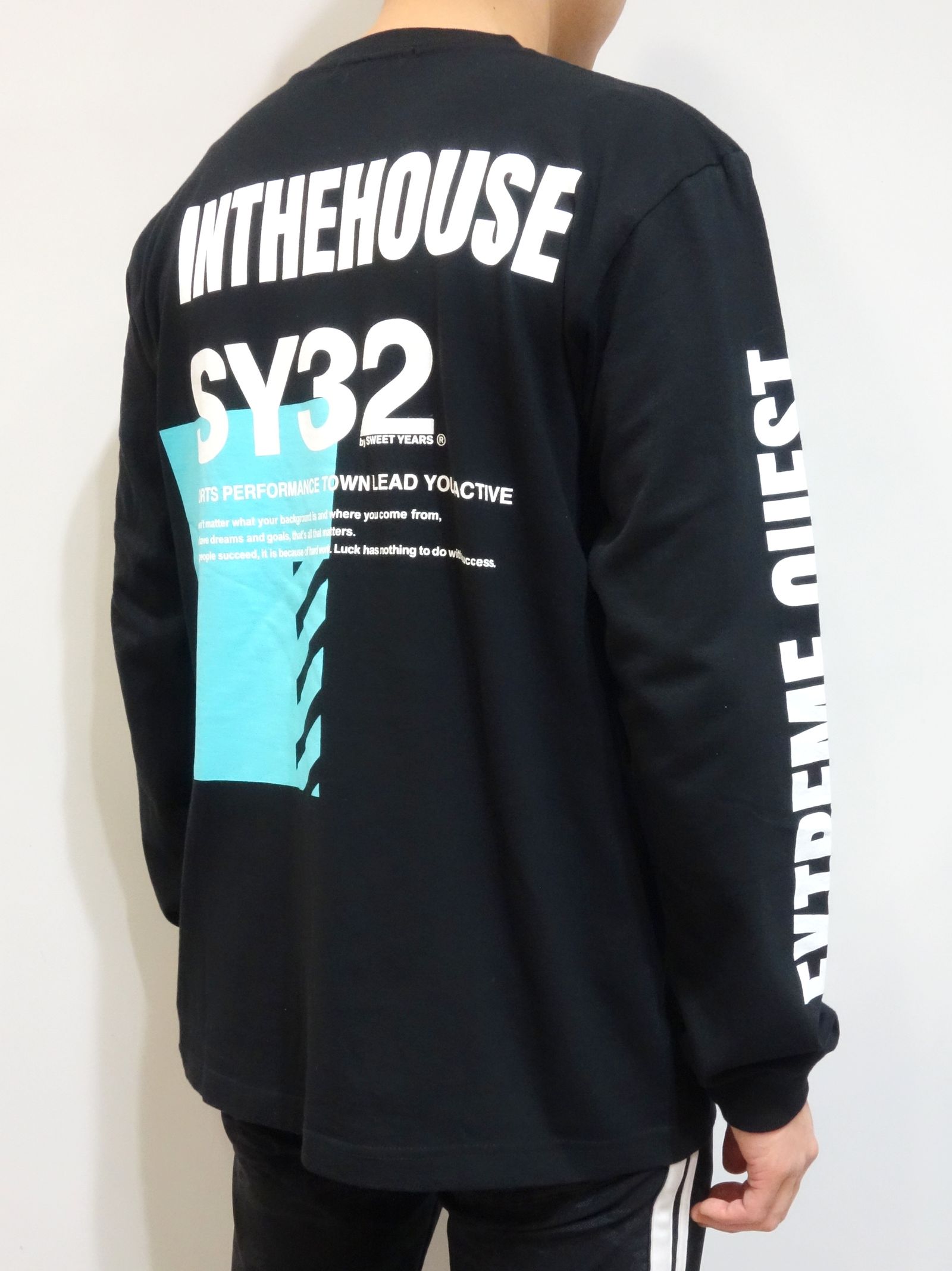 SY32 by SWEET YEARS - 【SY32×IN THE HOUSE】 W-NAME L/S TEE