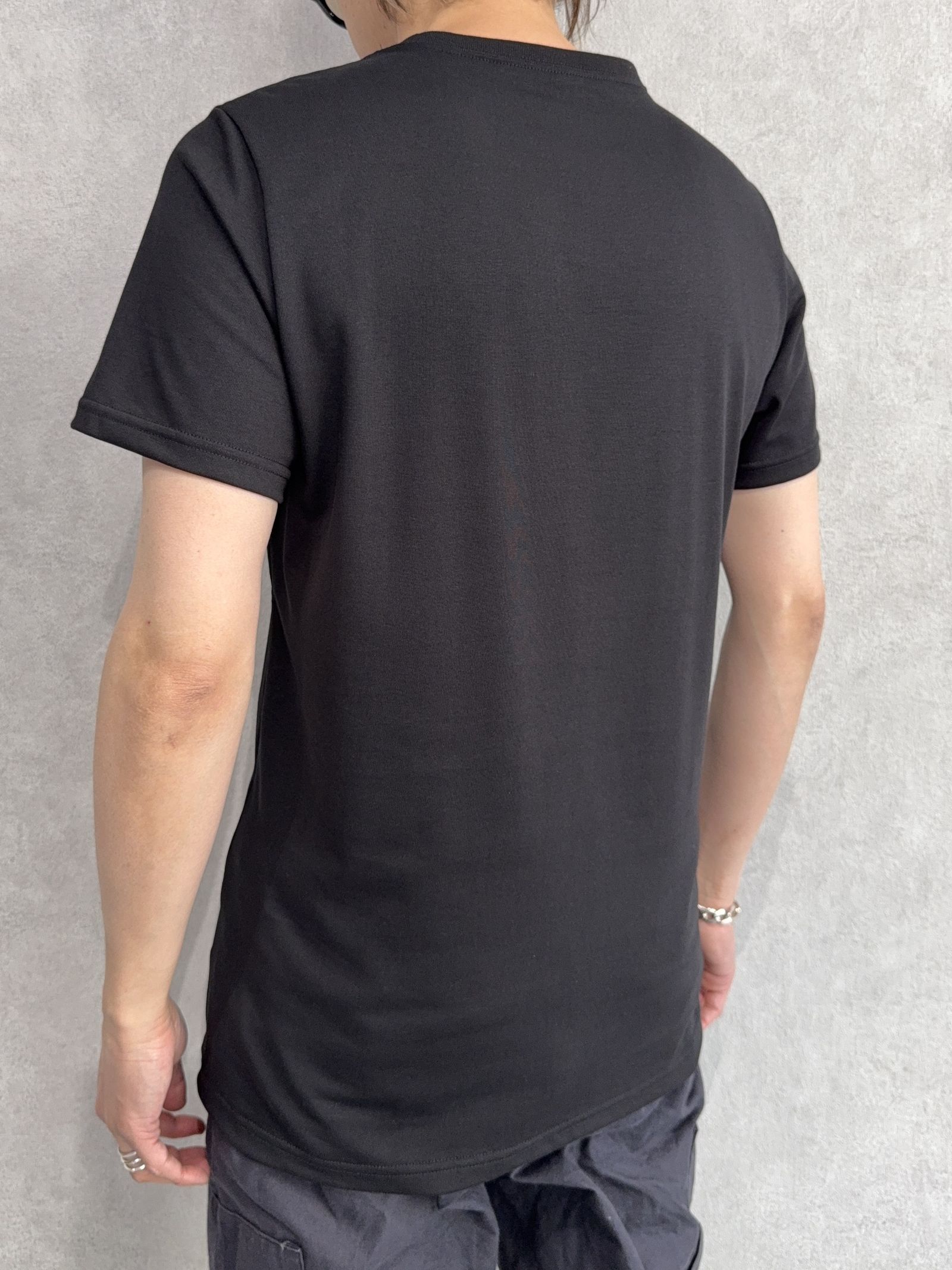 NSNF BASIC TEE / RC35-T-003 / メッセージロゴジャストTシャツ / ブラック