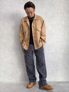 革ジャンの季節、ミリタリーカーゴとのワイルドなコーデ