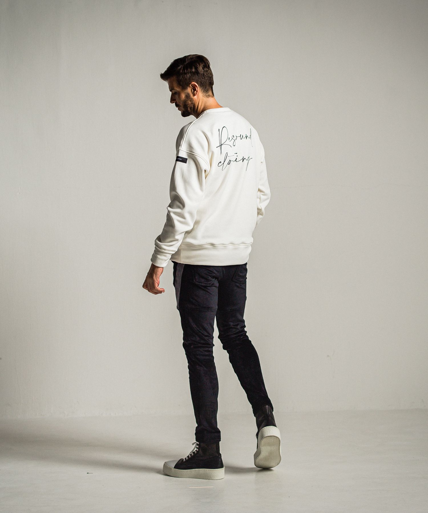 ID VELOURS FLEECE DROP TRAINER / RC34-C-004 / 裏起毛バックロゴトレーナー / ホワイト