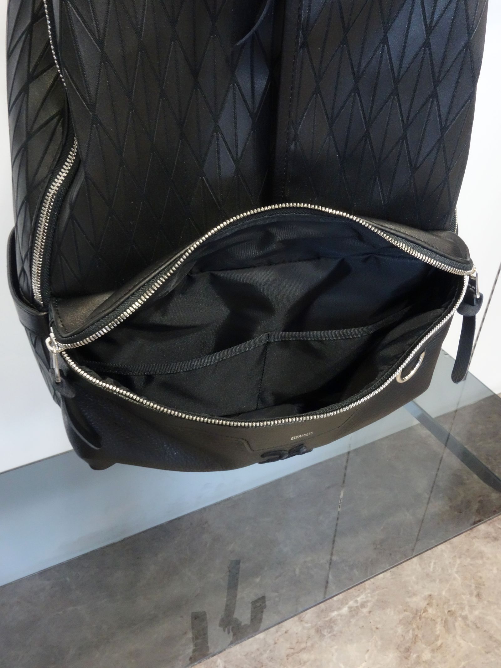 DECADE COLLABO BACK PACK / RC22-BAG-003RD / バックパック