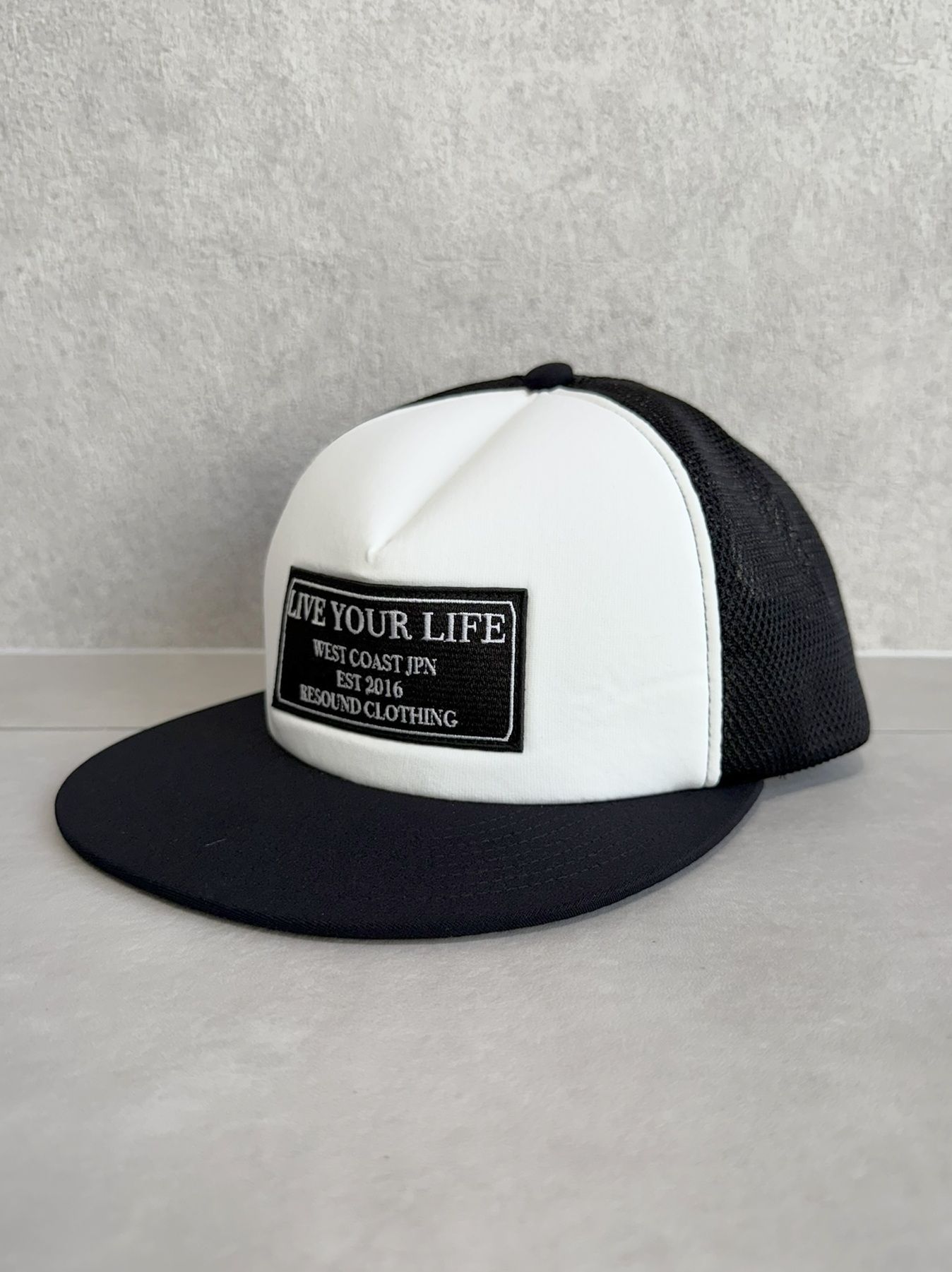 LIVE MESH CAP / RC35-CAP-001 / ロゴワッペンメッシュキャップ / ブラック×ホワイト