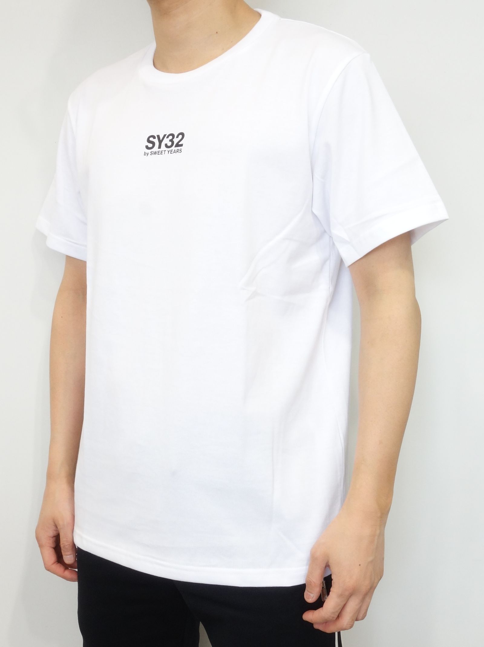 MULTI GRAPHIC TEE / 11470J / プリントTシャツ