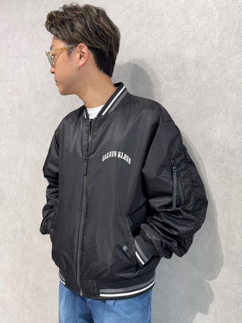 Calvin Kleinナイロンジャケット×RESOUNDワイドデニムコーデ