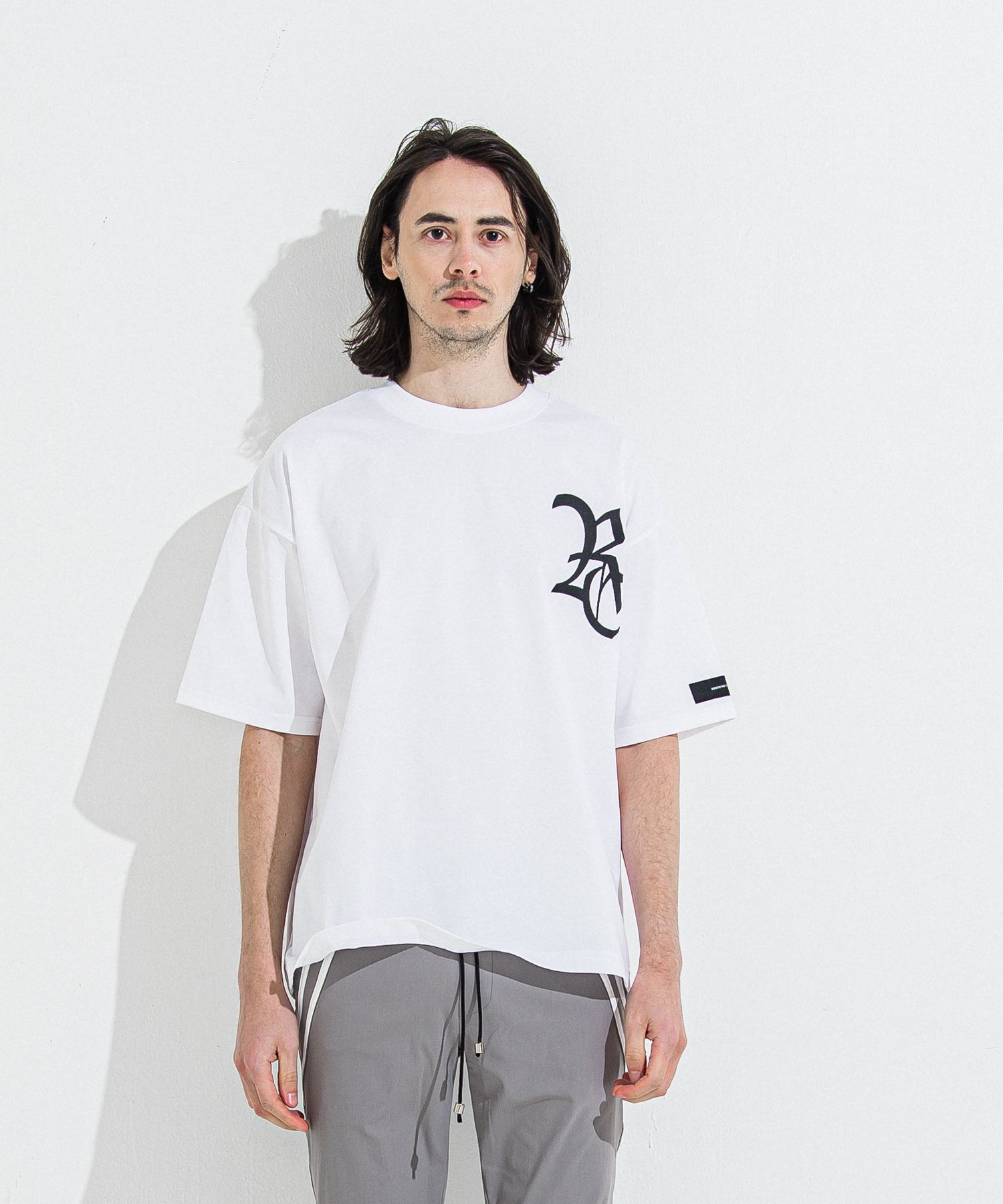 On オン Performance-T パフォーマンスＴ ランニングトップ・Ｔシャツ Taiga&Black メンズサイズ