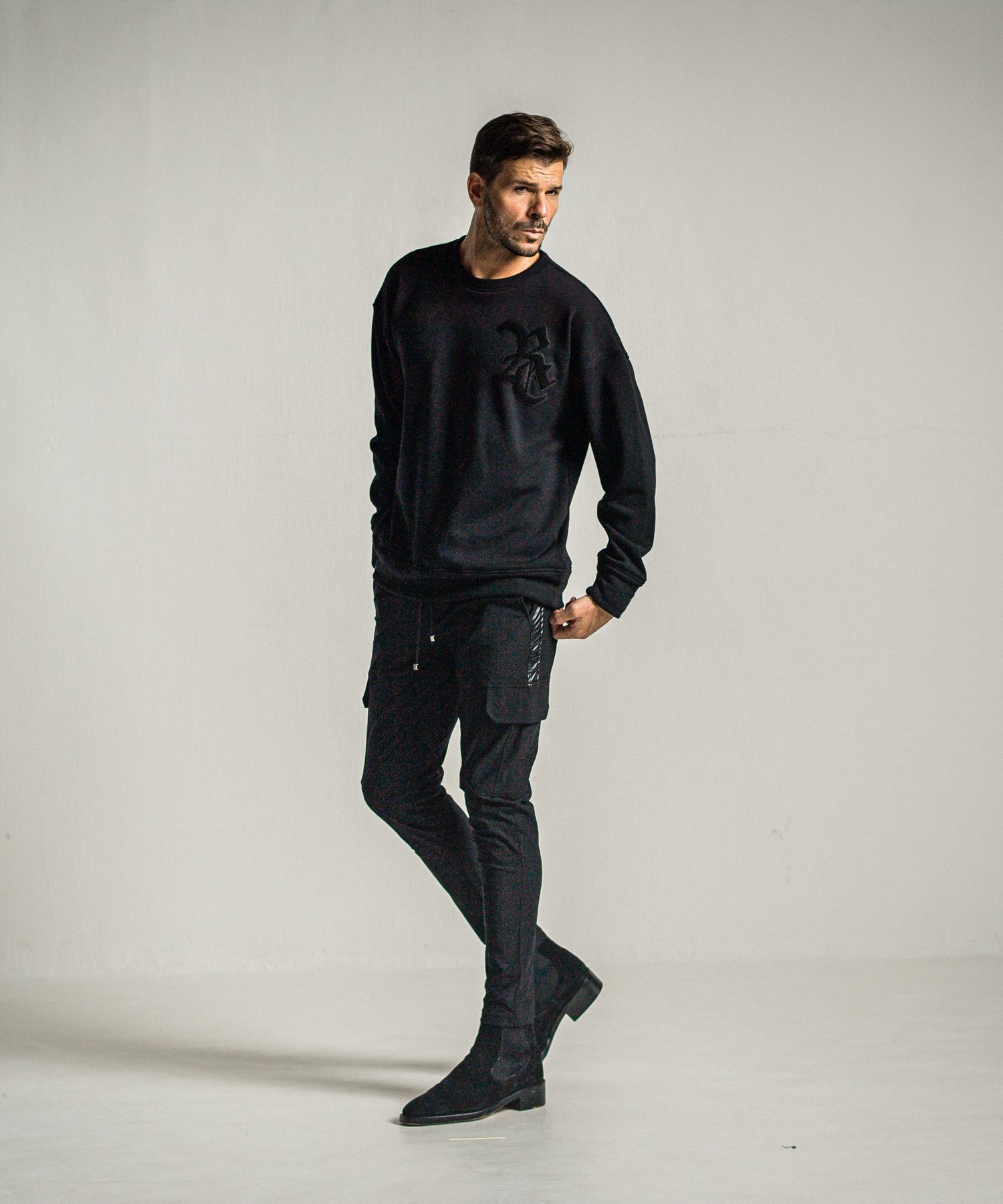 RESOUND CLOTHING - RC CHENILLE VELOURS FLEECE DROP TRAINER