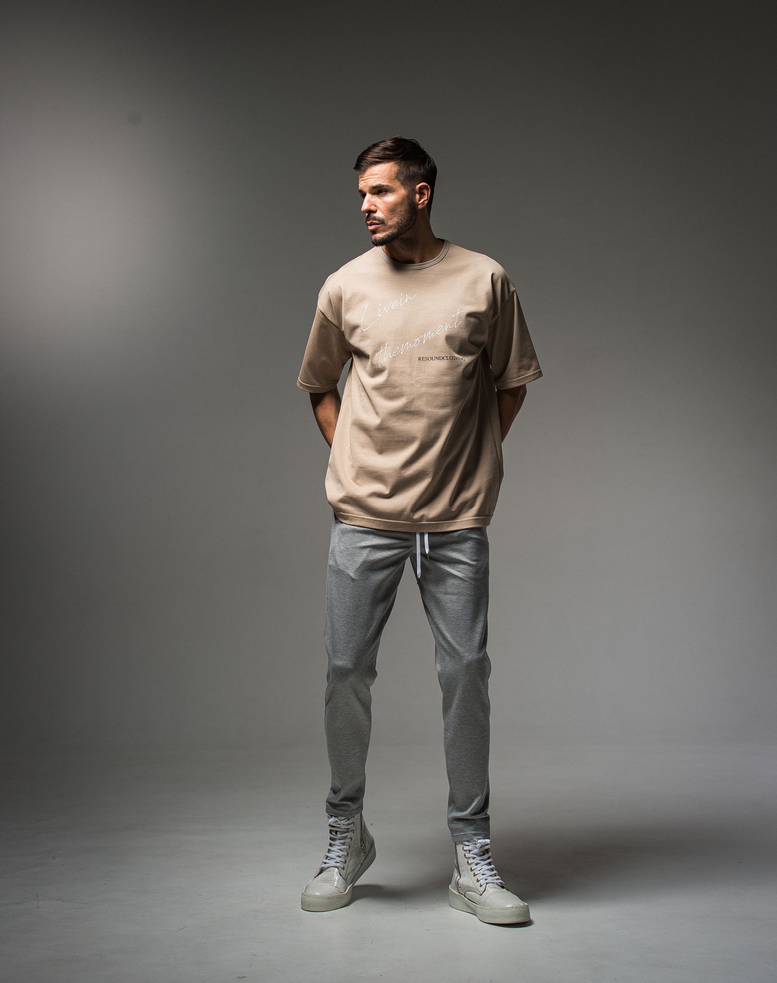 LIVE IN THE MORMENT LOOSE TEE / RC23-T-003 / プリントビッグTシャツ