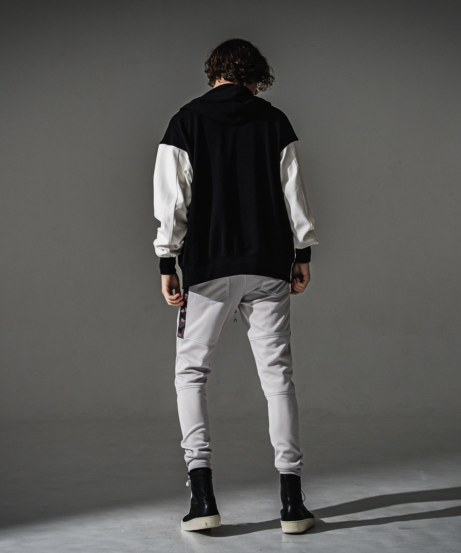 BLISTER VARSITY HOODIE / RC41-C-006 / ライトブリスターニットパーカースタジャン / ブラック×ホワイト (8月下旬入荷予定)