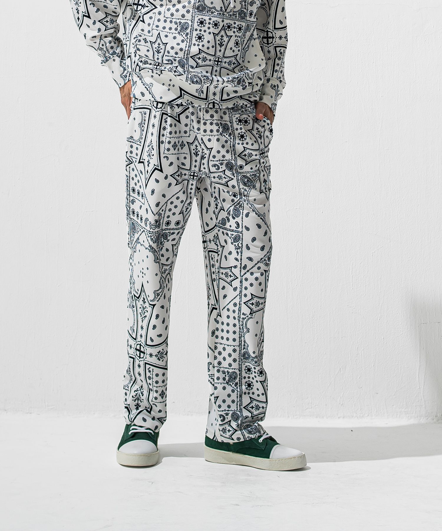 CHRIS EASY WIDE TUCK PANTS / RC42-ST-016WT / セミワイドタックパンツ / クロスホワイト (1月上旬入荷予定)