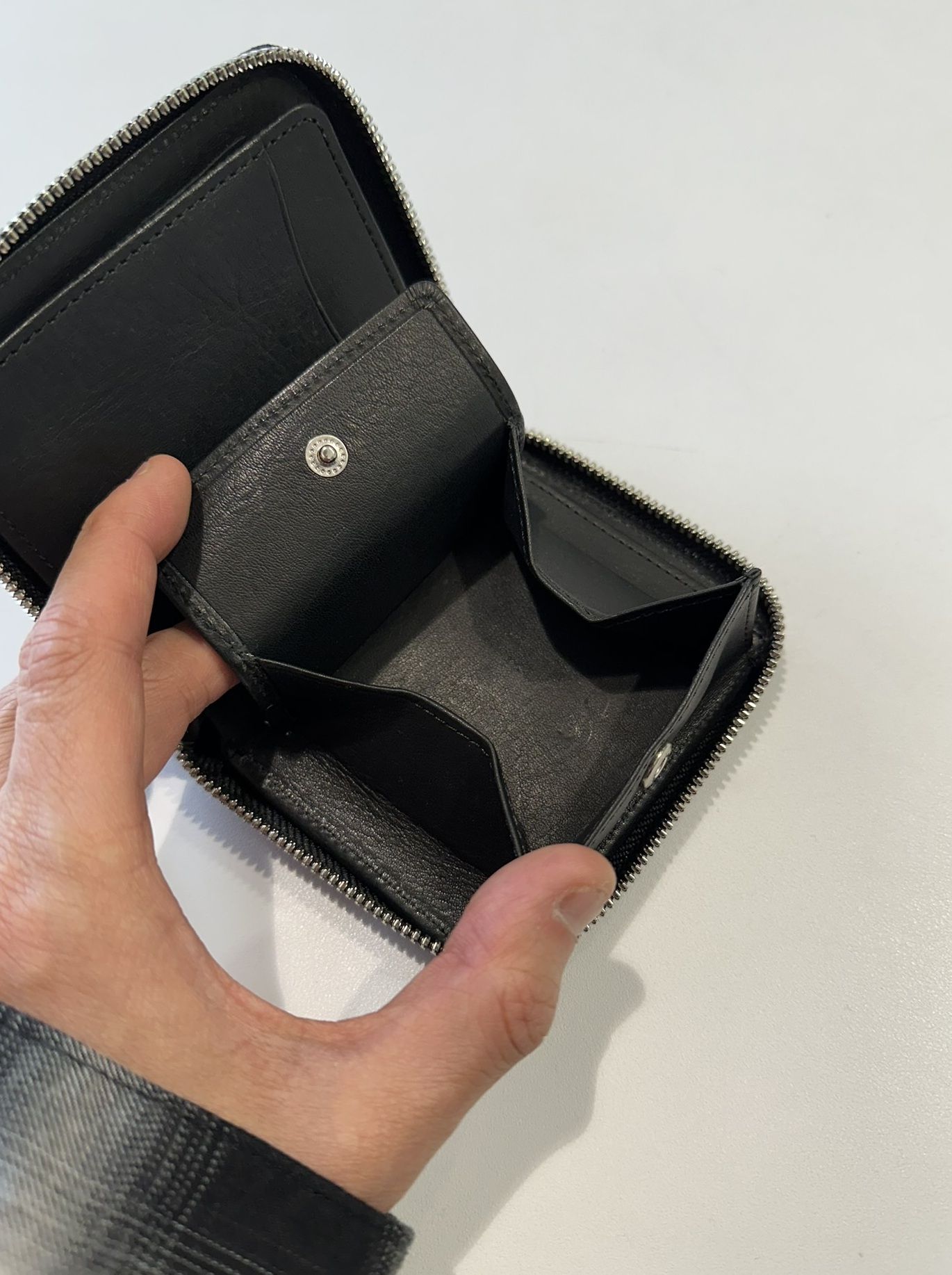 vermilion×RESOUND ROUND ZIP MINI WALLET / RCV-W-001 / 二つ折り財布 / ブラック