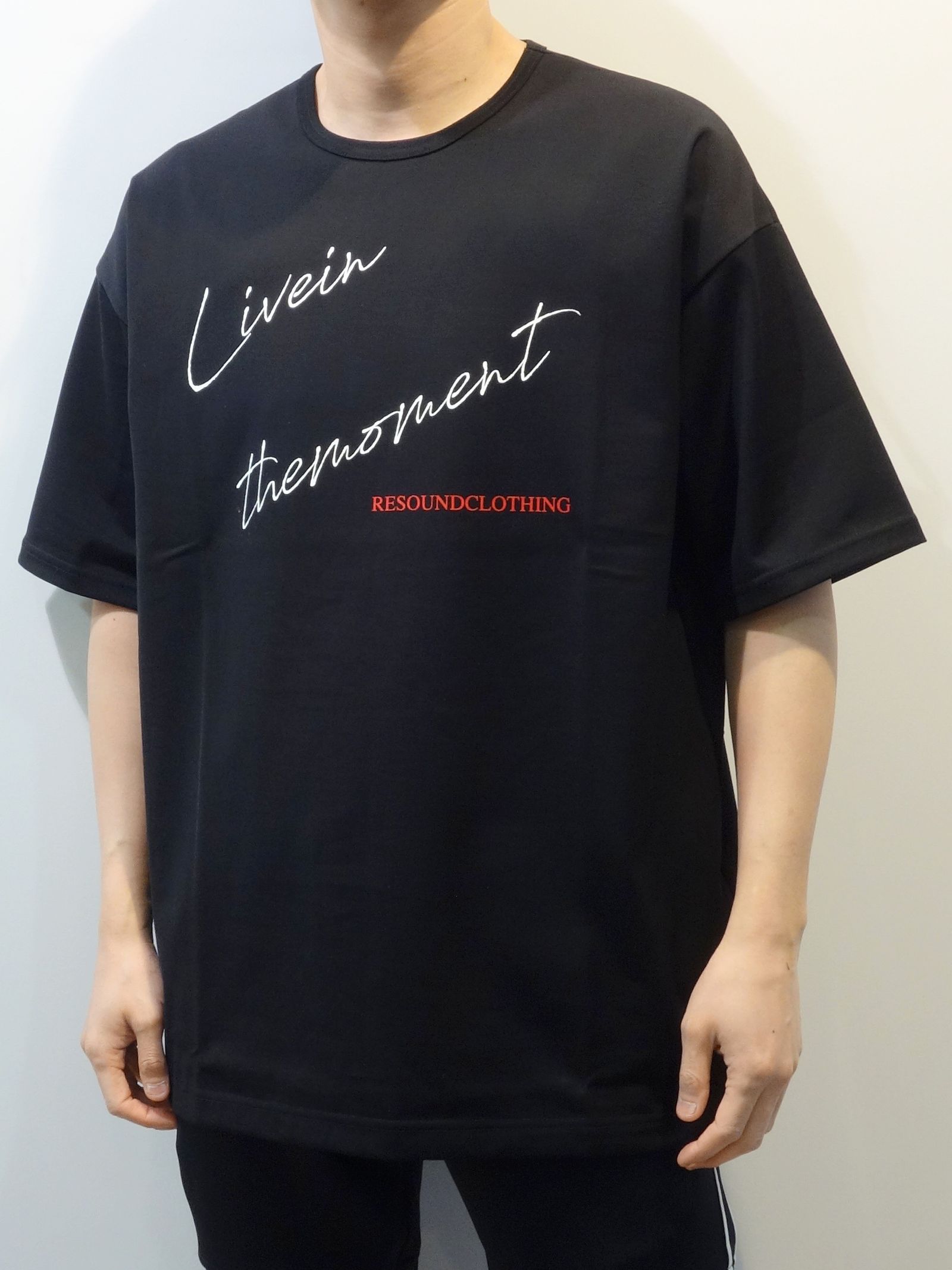 LIVE IN THE MORMENT LOOSE TEE / RC23-T-003 / プリントビッグTシャツ※