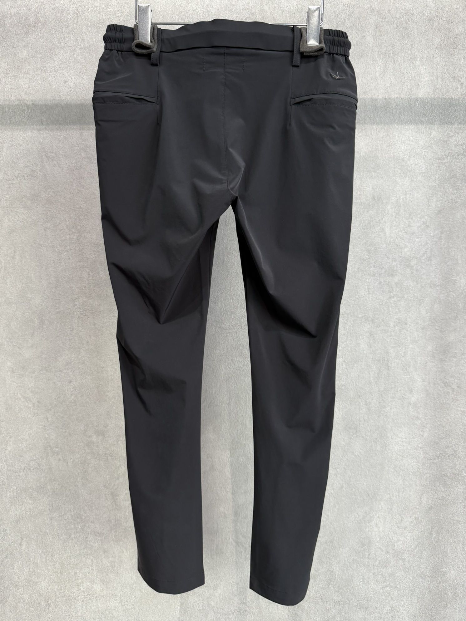 ストレッチナイロンセットアップ / uso-26062,usb-26062 / ブラック(無地)