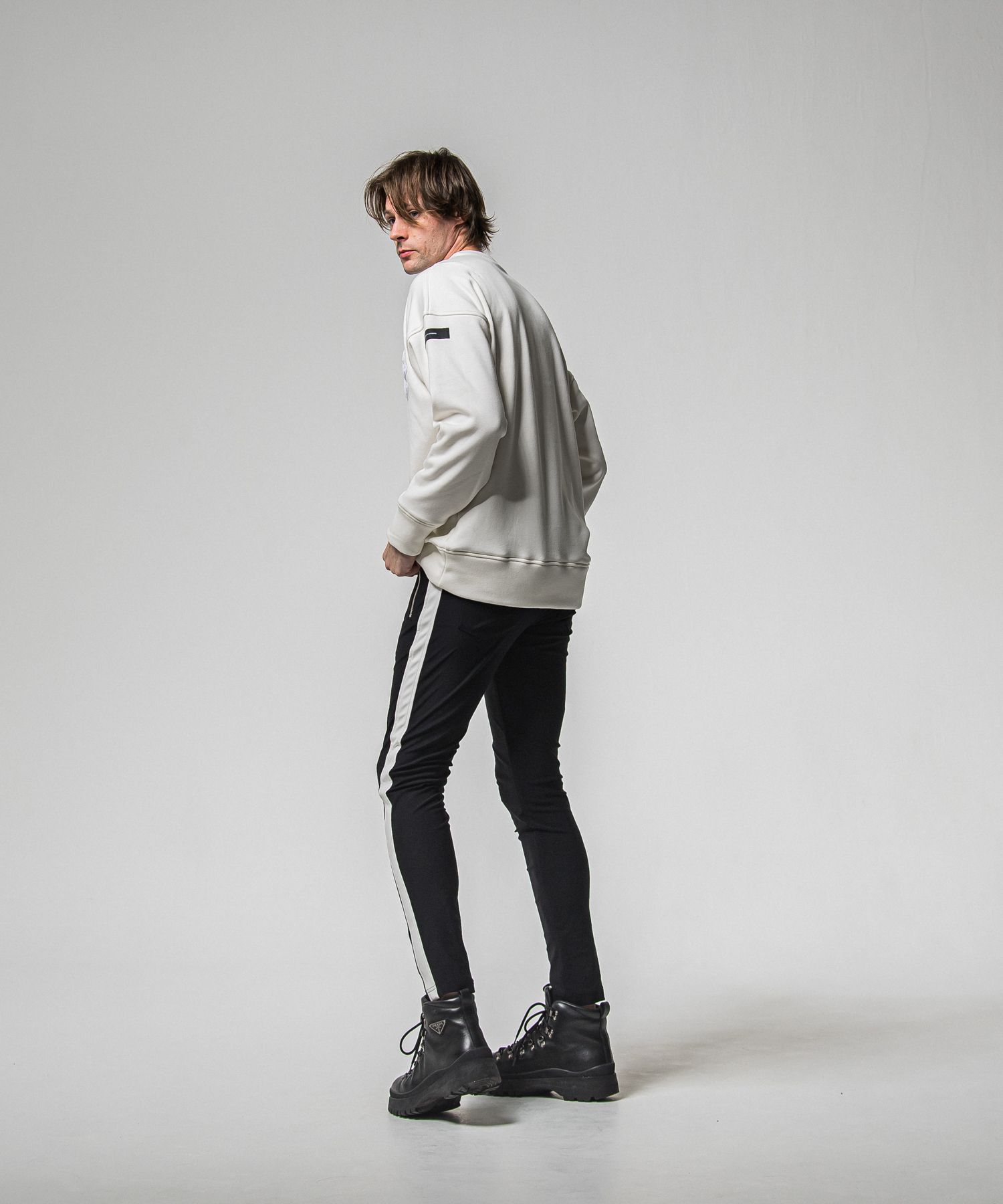 RC CHENILLE VELOURS FLEECE DROP TRAINER / RC38-C-004 / 裏起毛刺繍ワッペントレーナー / ホワイト (11月上旬入荷予定)