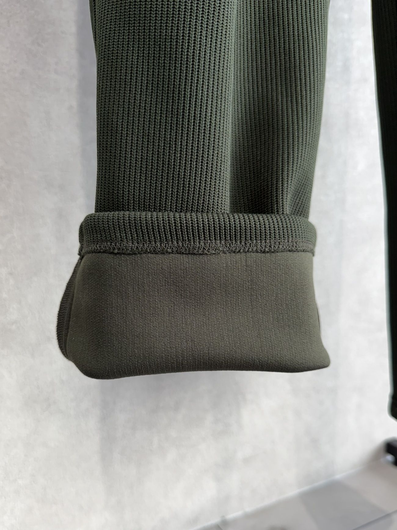 AZE WIDE TUCK PANTS / RC39-ST-016WT2 / 高機能畦編みニットワイドタックパンツ / カーキ