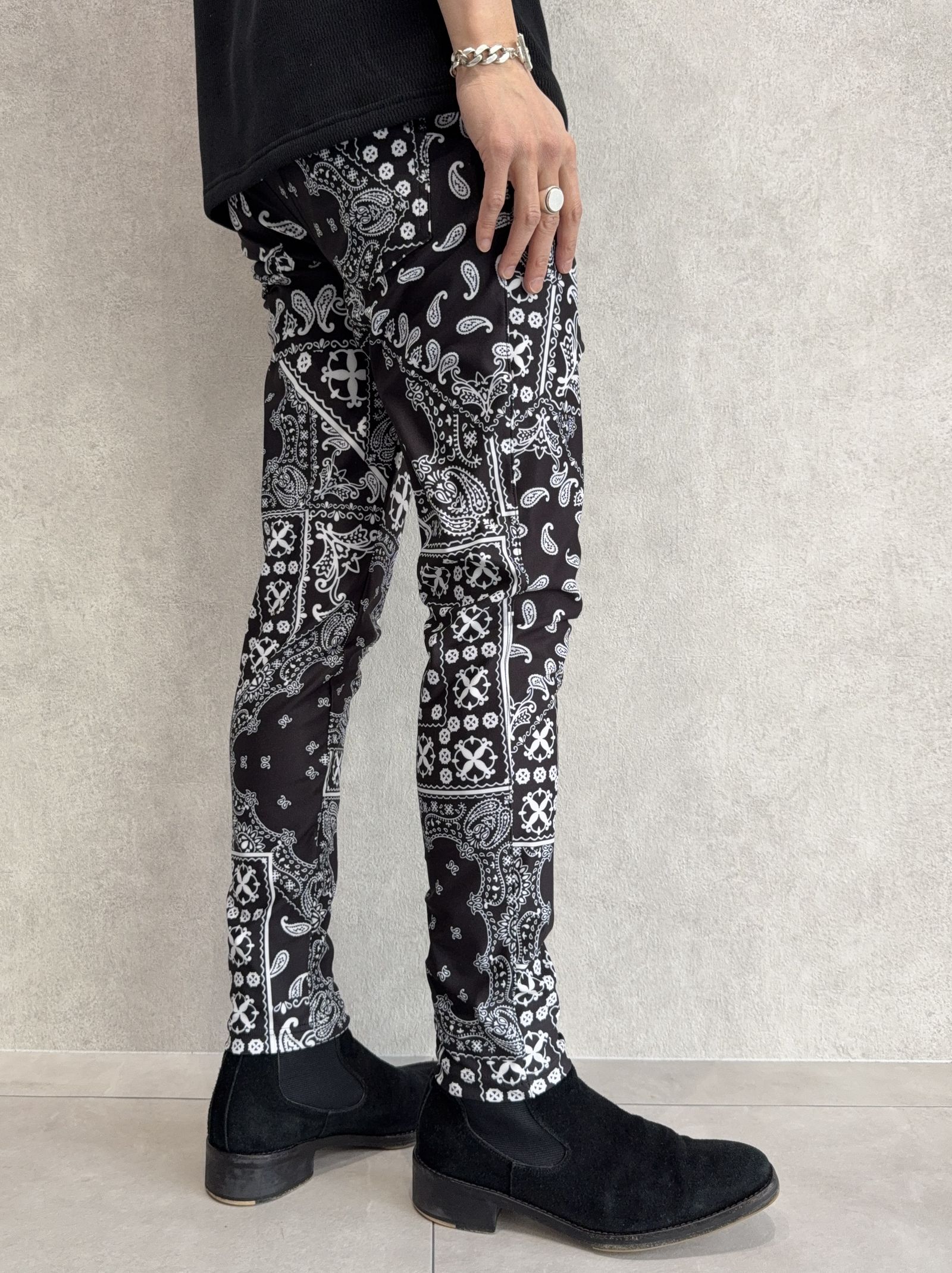 CHRIS EASY TUCK PANTS / RC39-ST-016T / ナイロンイージータックパンツ / バンダナブラック