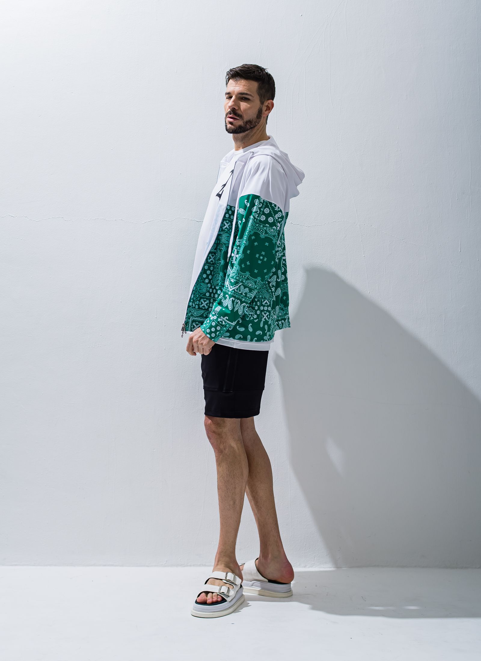 TYLER LINE SHORTS / RC28-HP-001 / 斜めラインハーフパンツ / ブラック