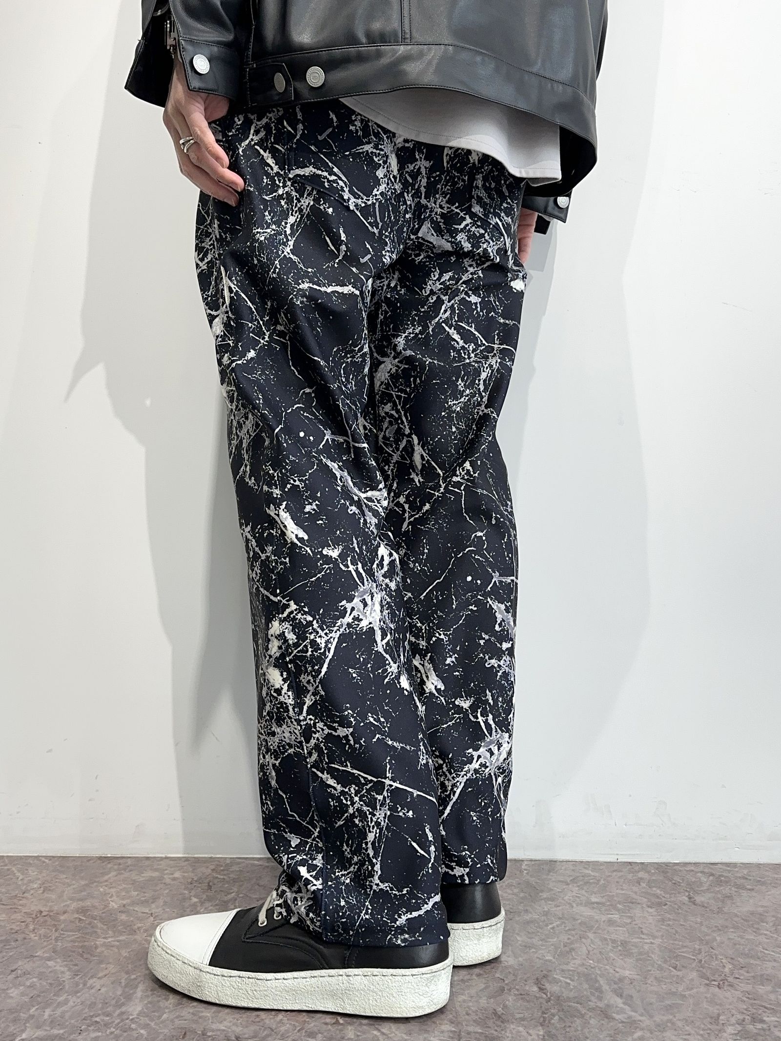 WIDE TUCK PANTS / RC34-ST-016WT / ペイント柄ワイドタックパンツ / ブラック