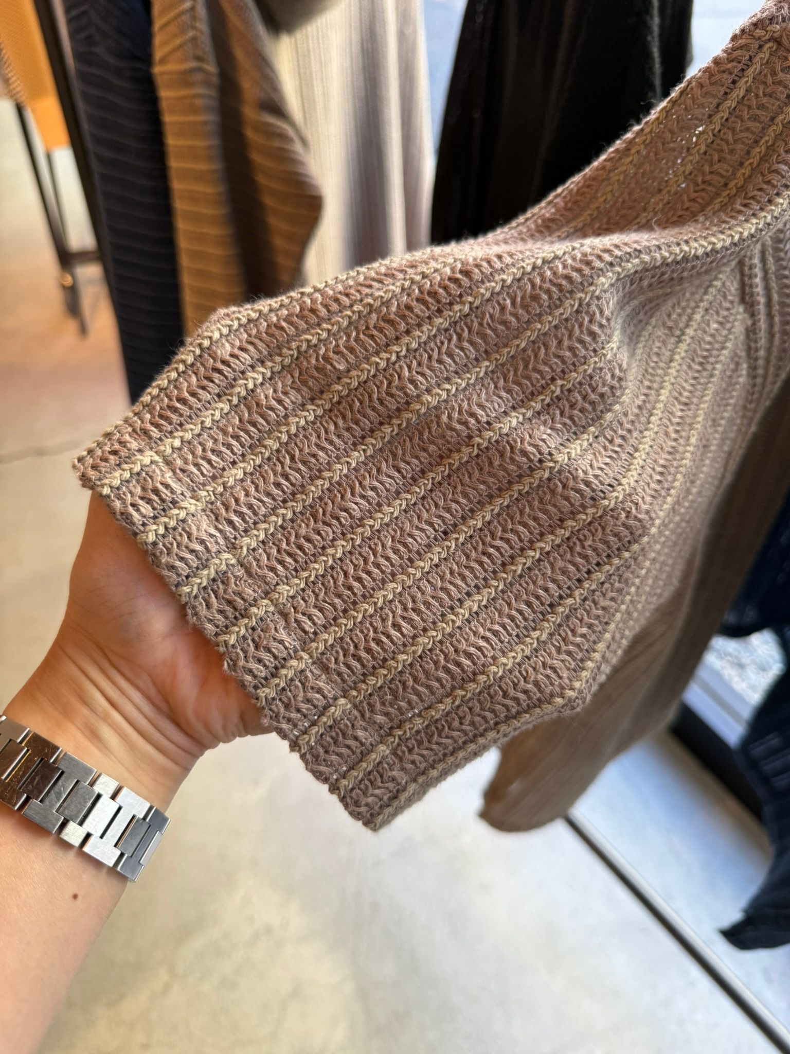 RUSSEL SHIRTS / DP1-SH-004 / ラッセル織り半袖シャツ / ブラウン (3月中旬入荷予定)