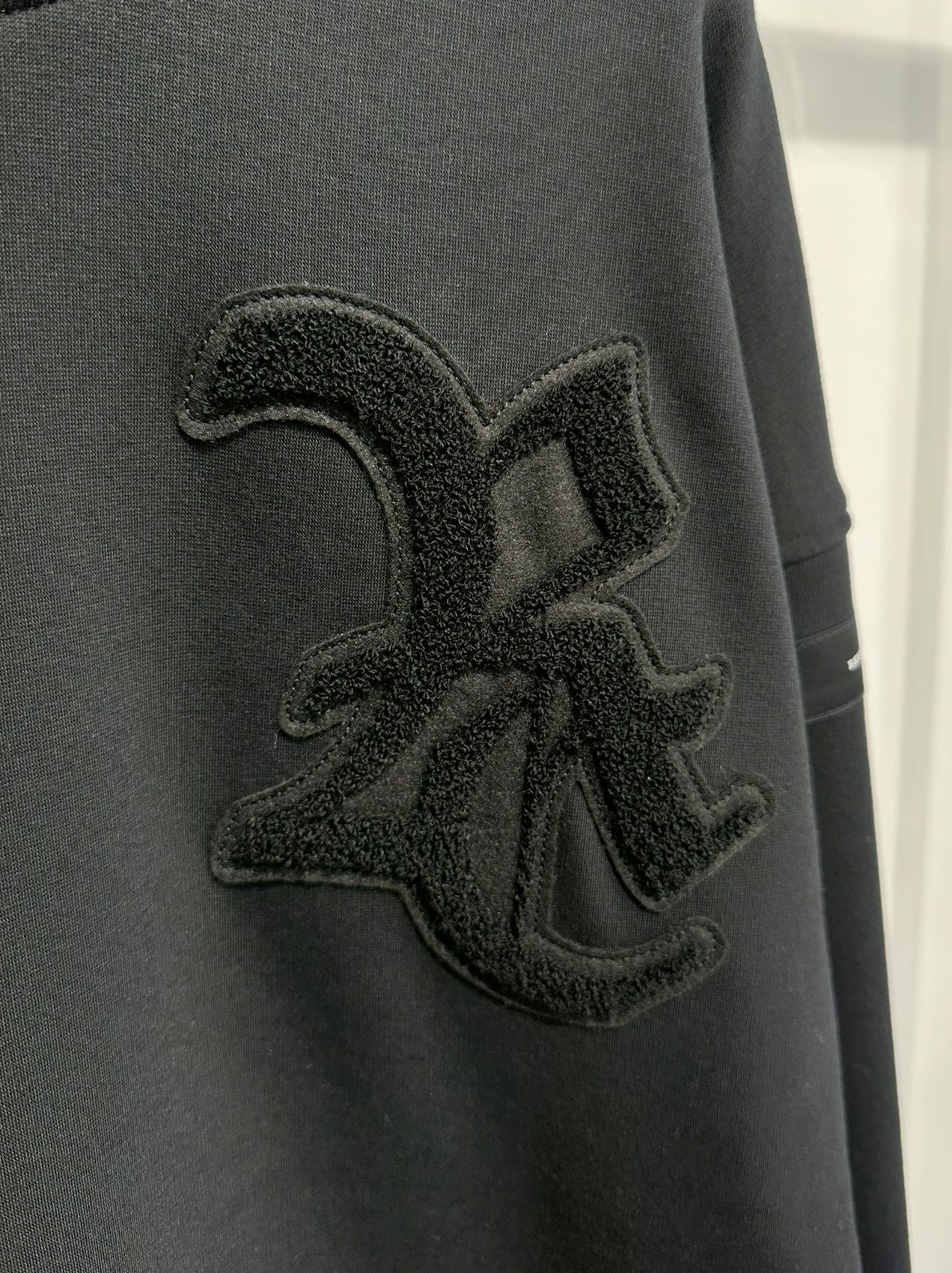 RC CHENILLE VELOURS FLEECE DROP TRAINER / RC38-C-004 / 裏起毛刺繍ワッペントレーナー / ブラック (11月上旬入荷予定)