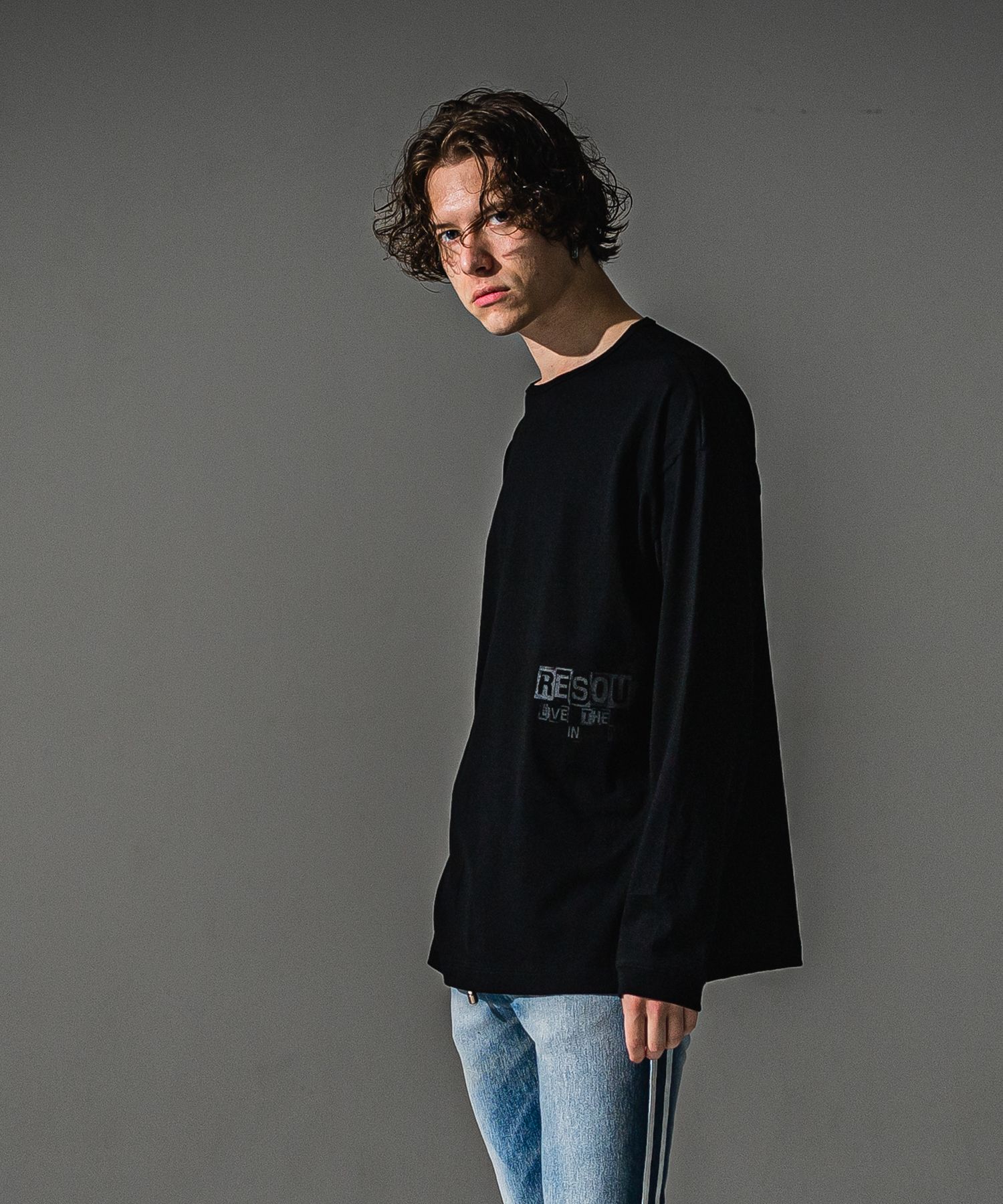 UK OVER LONGSLEEVE TEE / RC41-T-002 / オーバーサイズ長袖ロゴプリントTシャツ / ブラック (7月中旬入荷予定)
