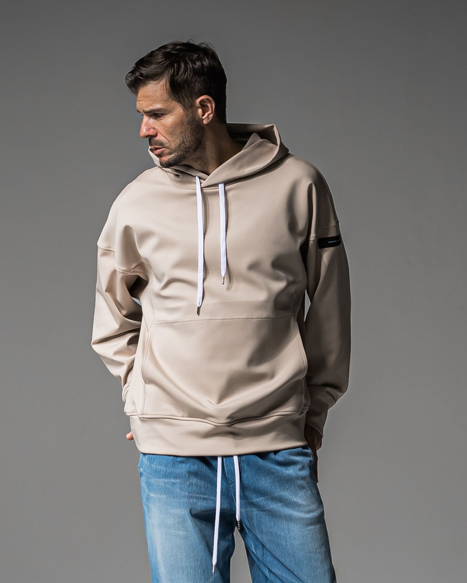 BACK ID LOOSE HOODIE / RC37-C-006 / バックロゴパーカー / ベージュ (9月中旬入荷予定)