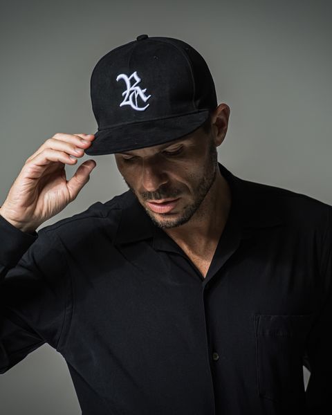 SUEDE RC BB CAP / RC37-CAP-001 / スエードエコレザーべースボールキャップ / ブラック×ホワイト