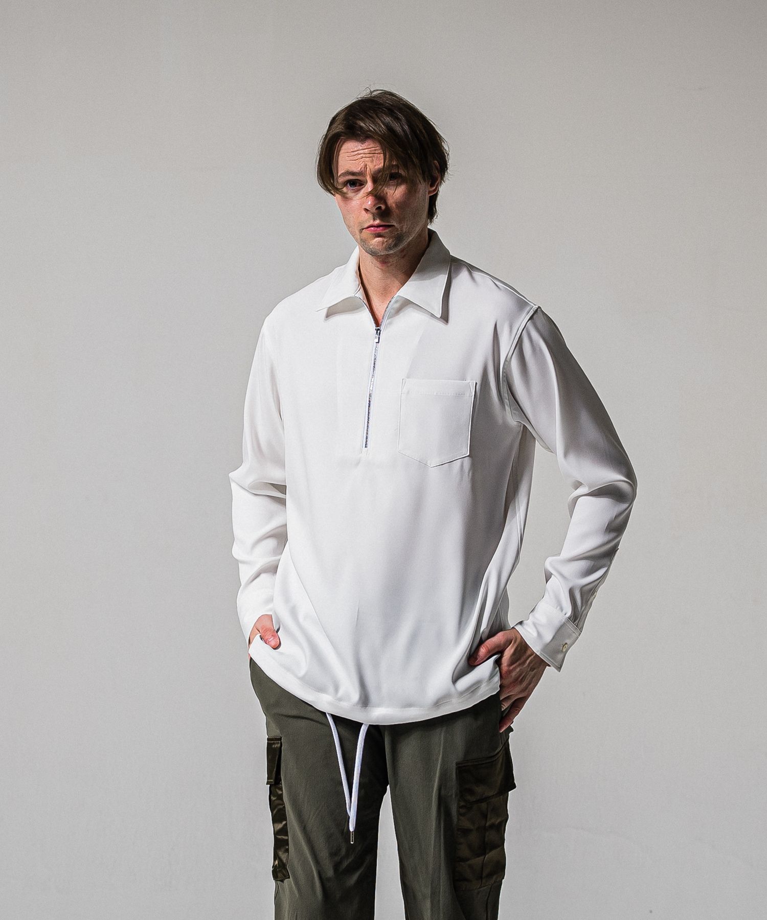 PULLOVER SATIN SHIRT / RC39-SH-002 / ハーフジップサテンシャツ / ホワイト (3月上旬入荷予定)