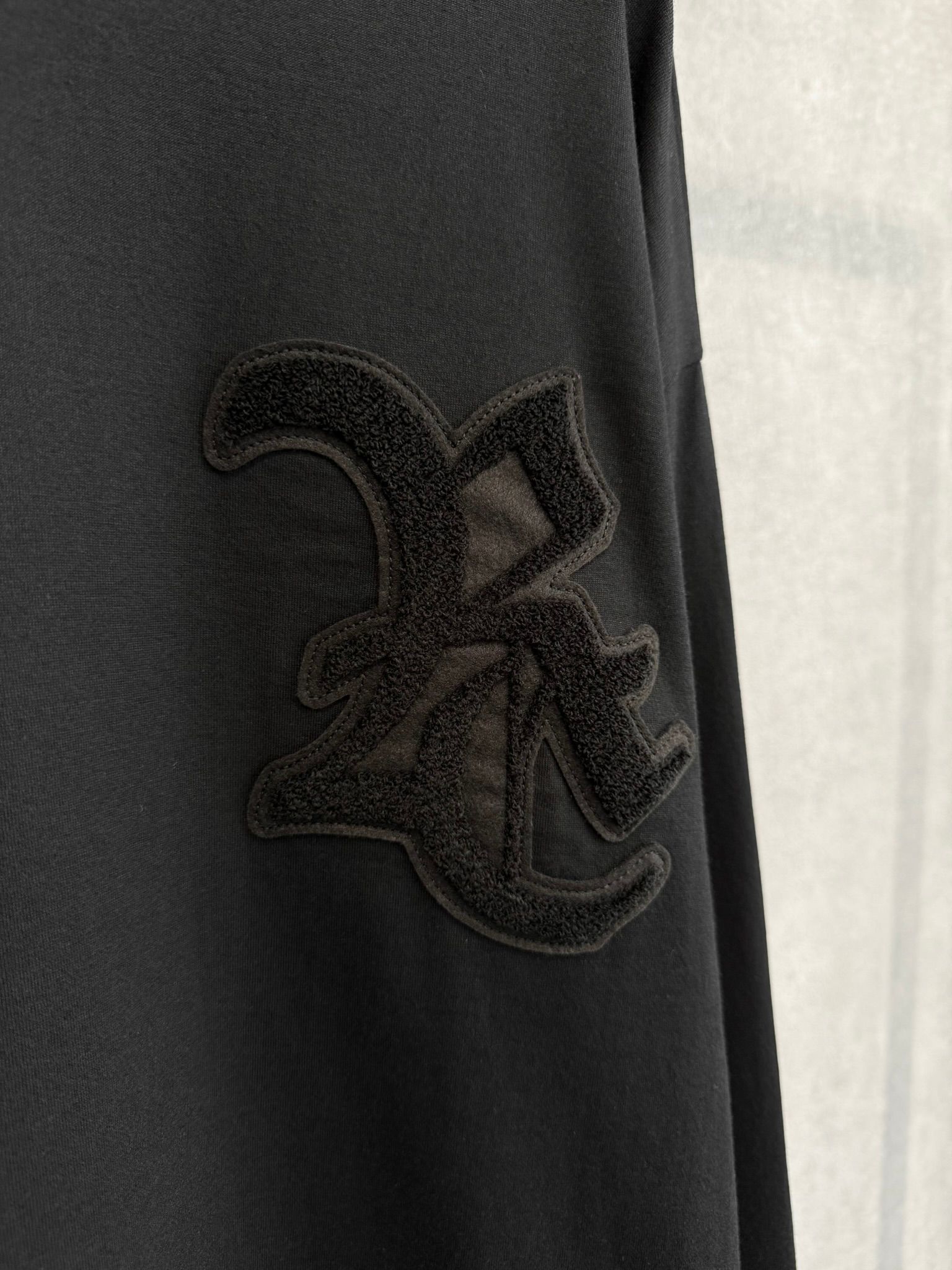 RC OVER LONGSLEEVE TEE / RC41-T-001 / オーバーサイズ長袖RCロゴワッペンTシャツ / ブラック×ブラック