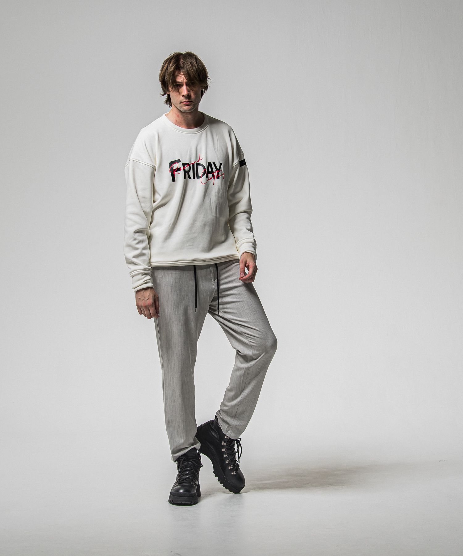 【FRIDAYコラボ】 FRIDAY OLD LOGO VELOURS FLEECE TRAINER / RCF1-C-003 / 裏起毛FRIDAYオールドロゴトレーナー / ホワイト (11月上旬入荷予定)