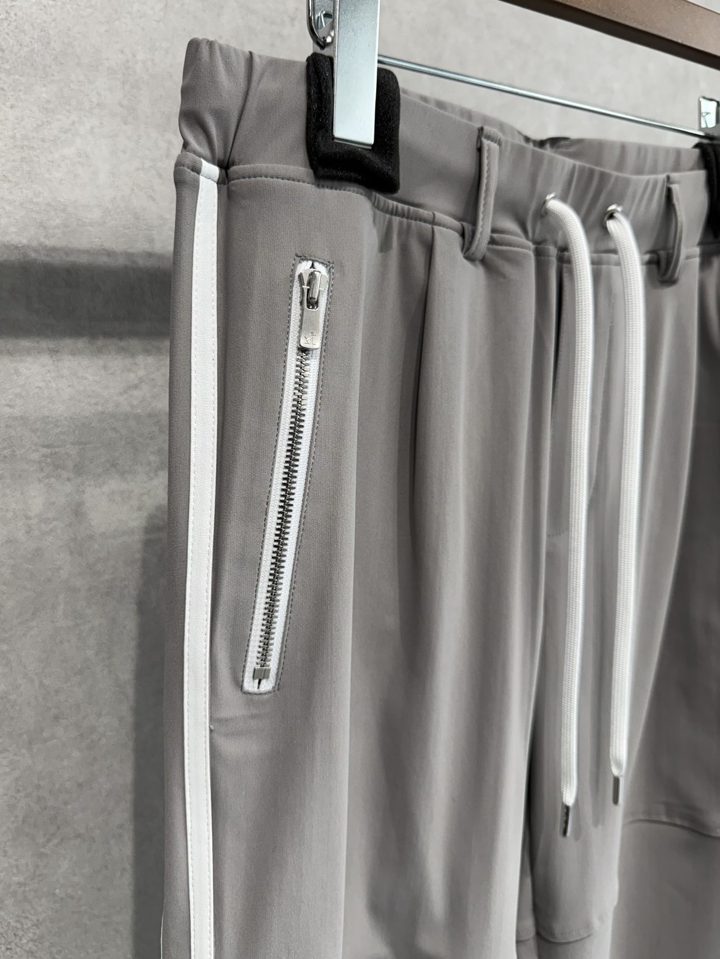 JOHNSON LINE WIDE PANTS / RC39-ST-009WT / ジョンソンラインワイドタックパンツ / グレー×ホワイト