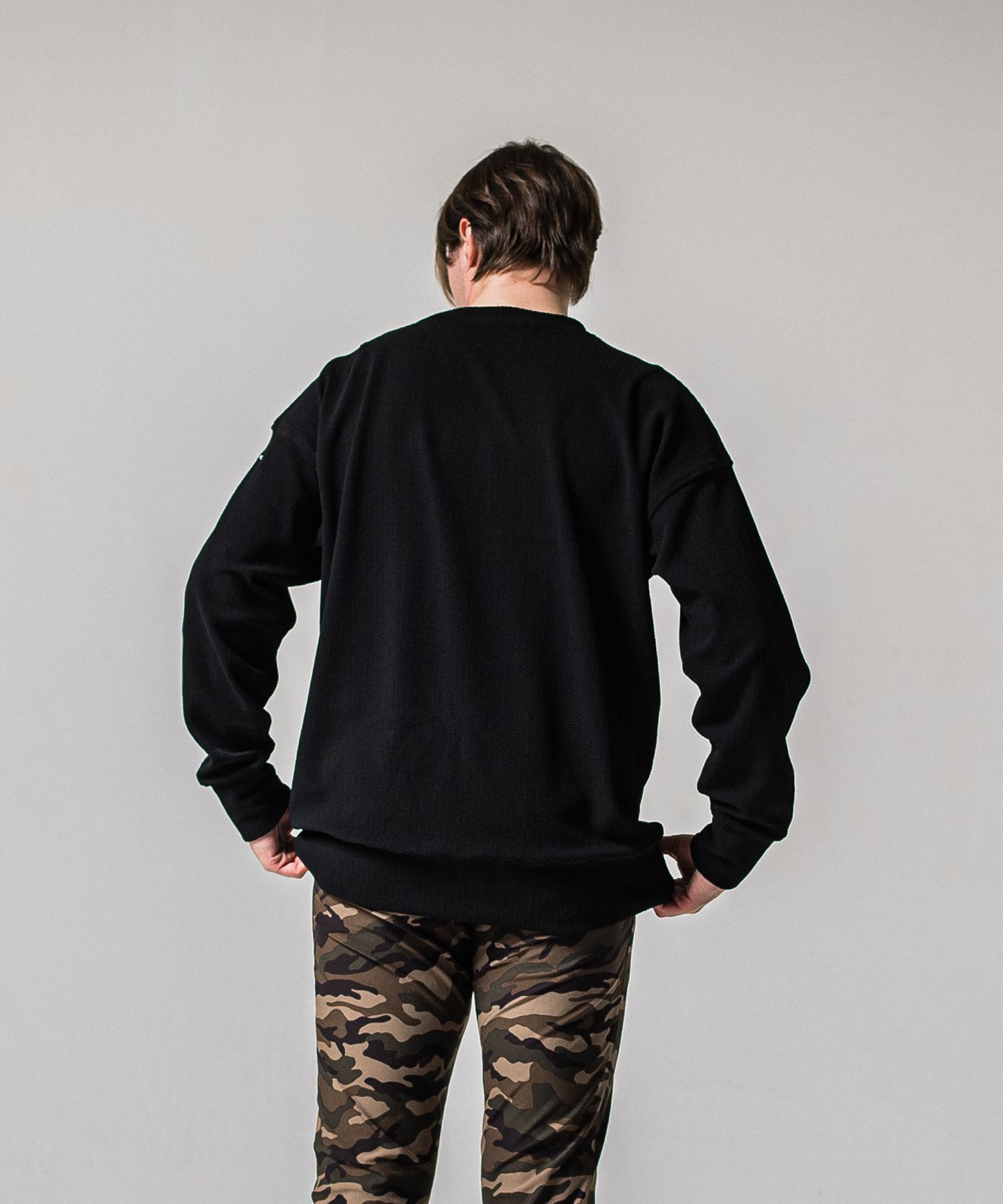 BLISTER TRAINER / RC39-C-004 / ブリスターニットトレーナー / ブラック (1月中旬入荷予定)