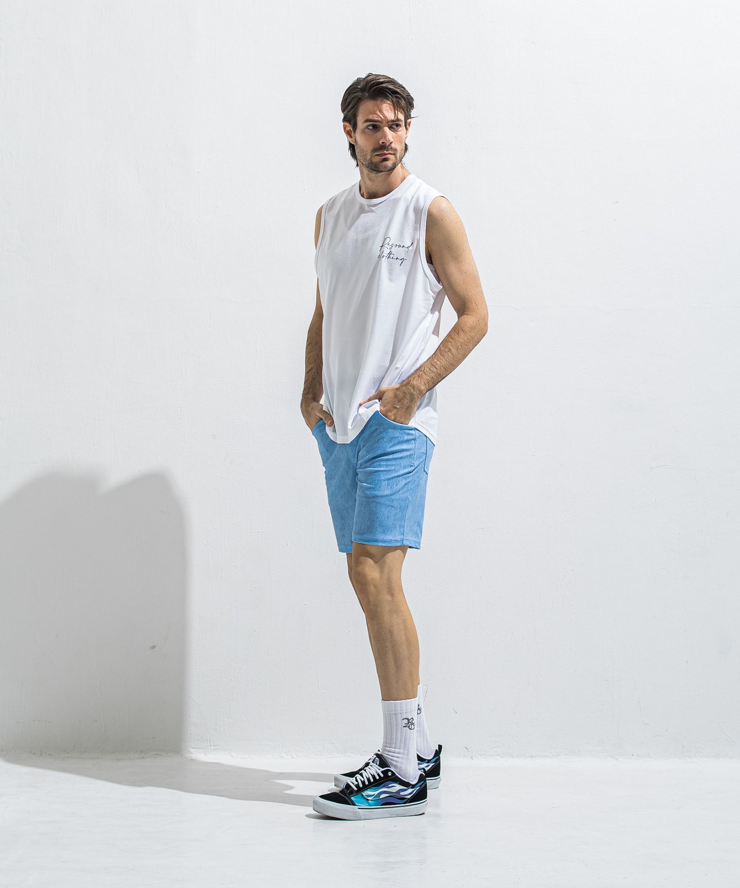 OVER NO SLEEVE / RC40-T-010 / バックロゴメッシュノースリーブ / ホワイト (6月上旬入荷予定)