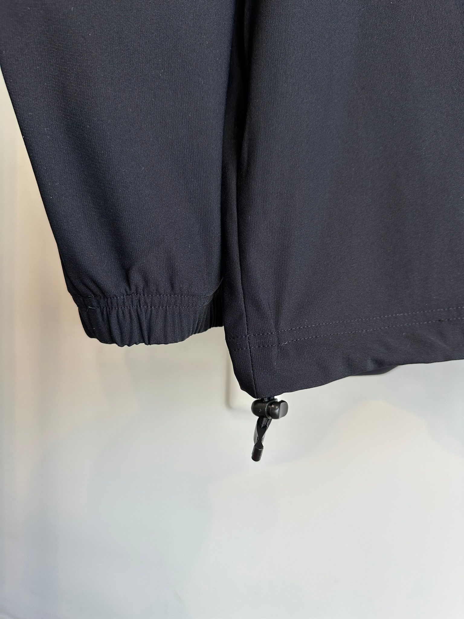 NYLON TECH HOODIE / RC31-C-003 / ナイロンプルオーバーパーカー / ブラック