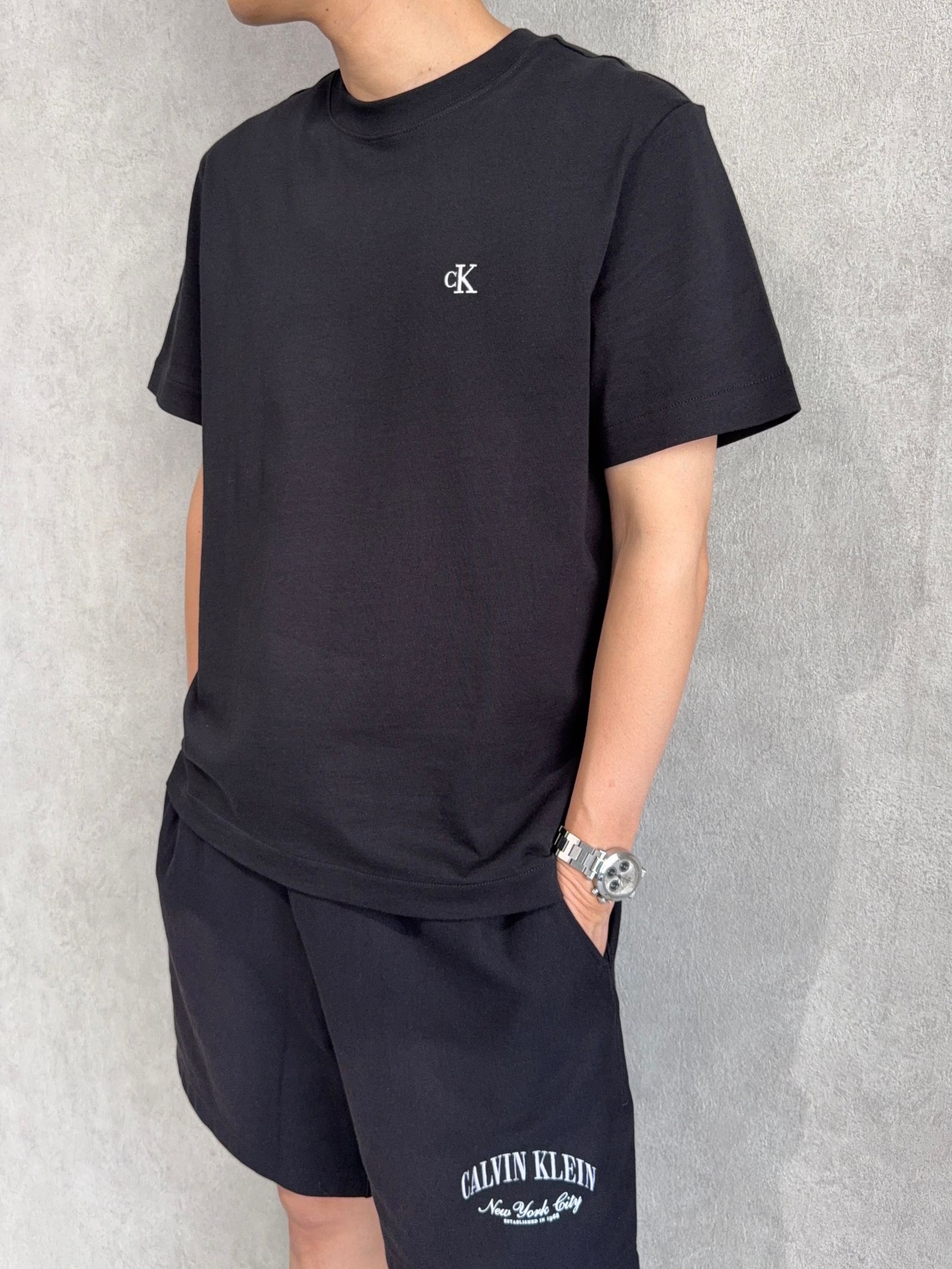 【Calvin Klein】定番と新作で夏コーデ