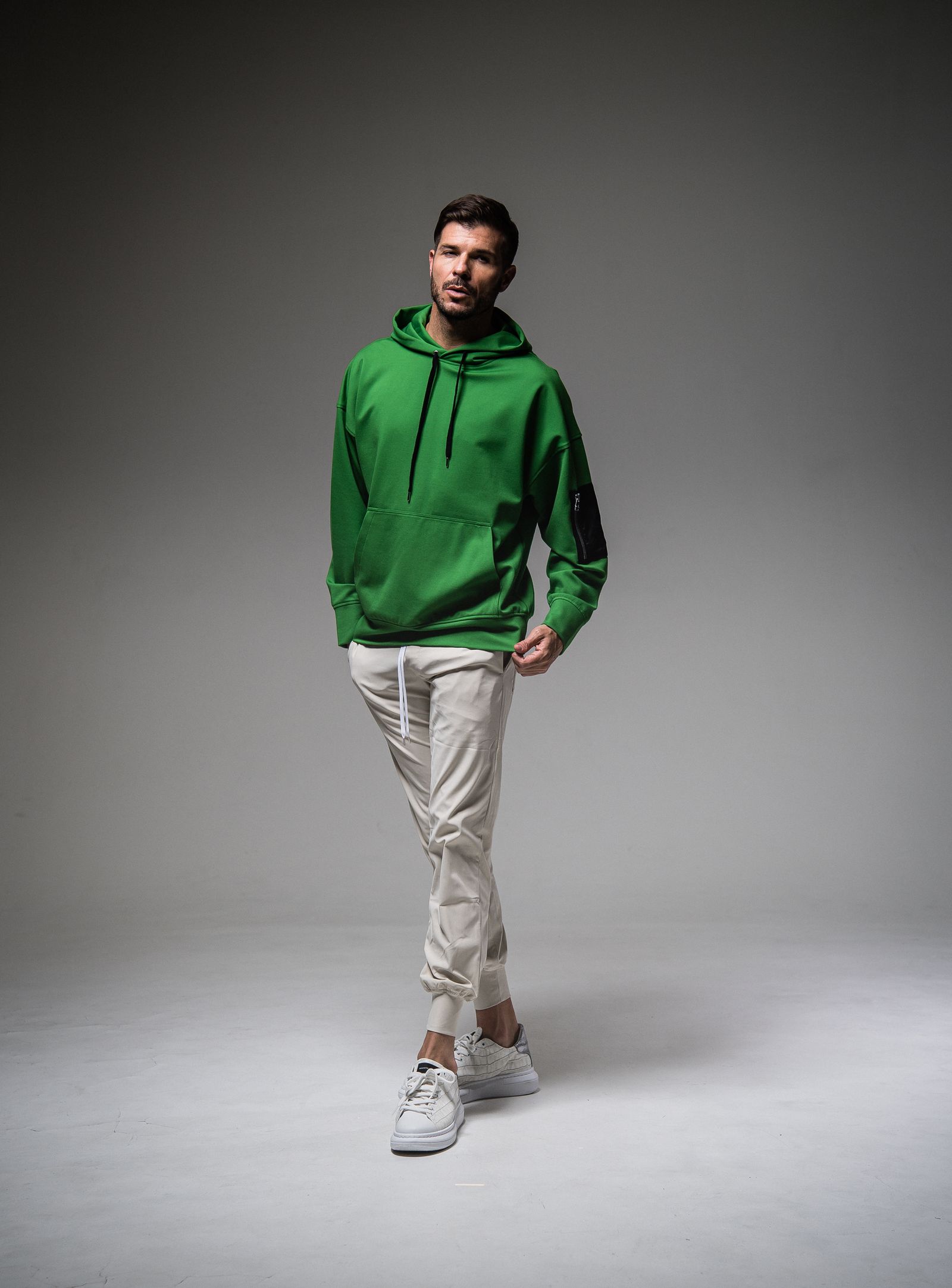 MILITARY POCKET LOOSE HOODIE / RC25-C-005 / ミリタリーポケットパーカー / グリーン