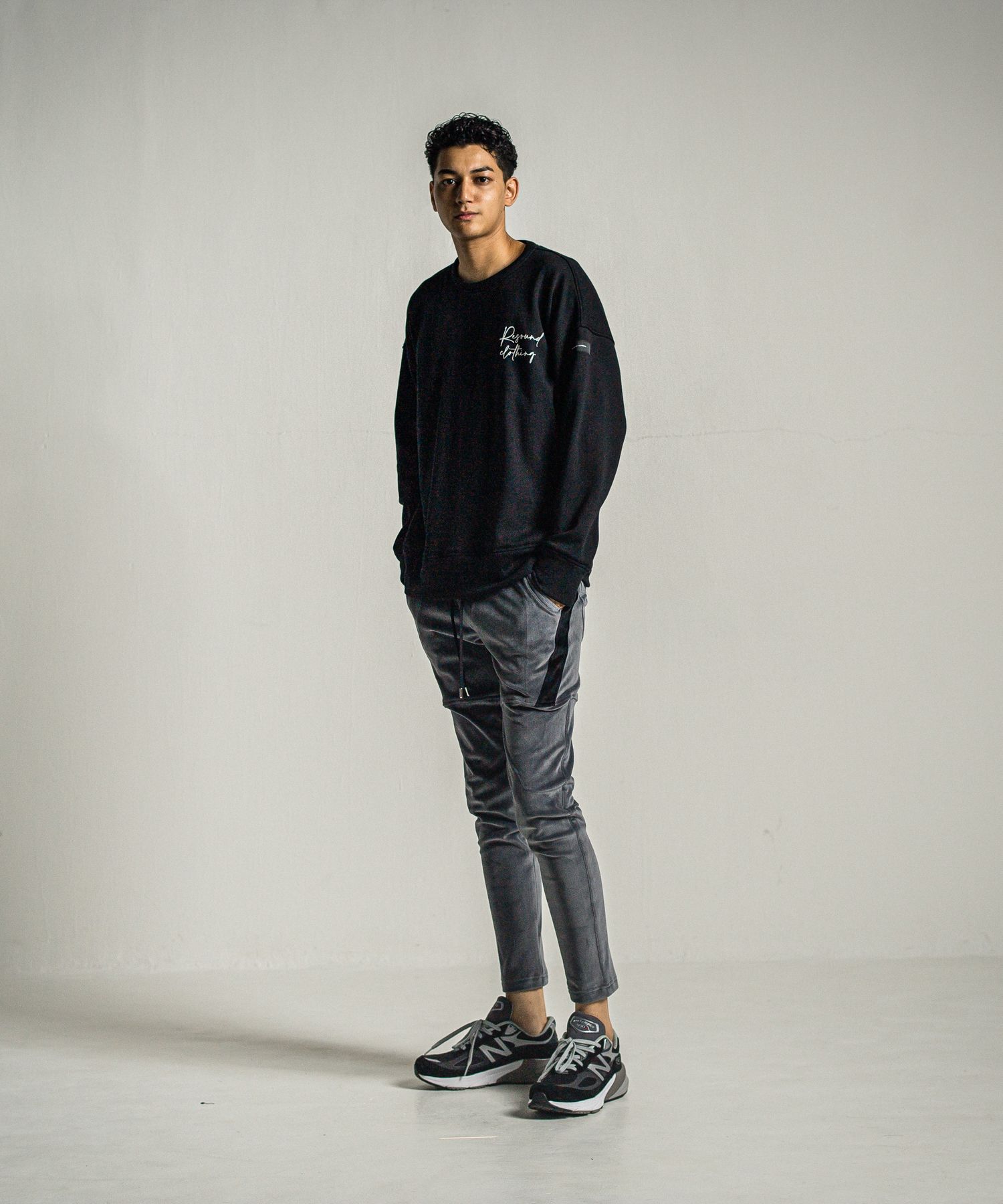 ID VELOURS FLEECE DROP TRAINER / RC34-C-004 / 裏起毛バックロゴトレーナー / ブラック