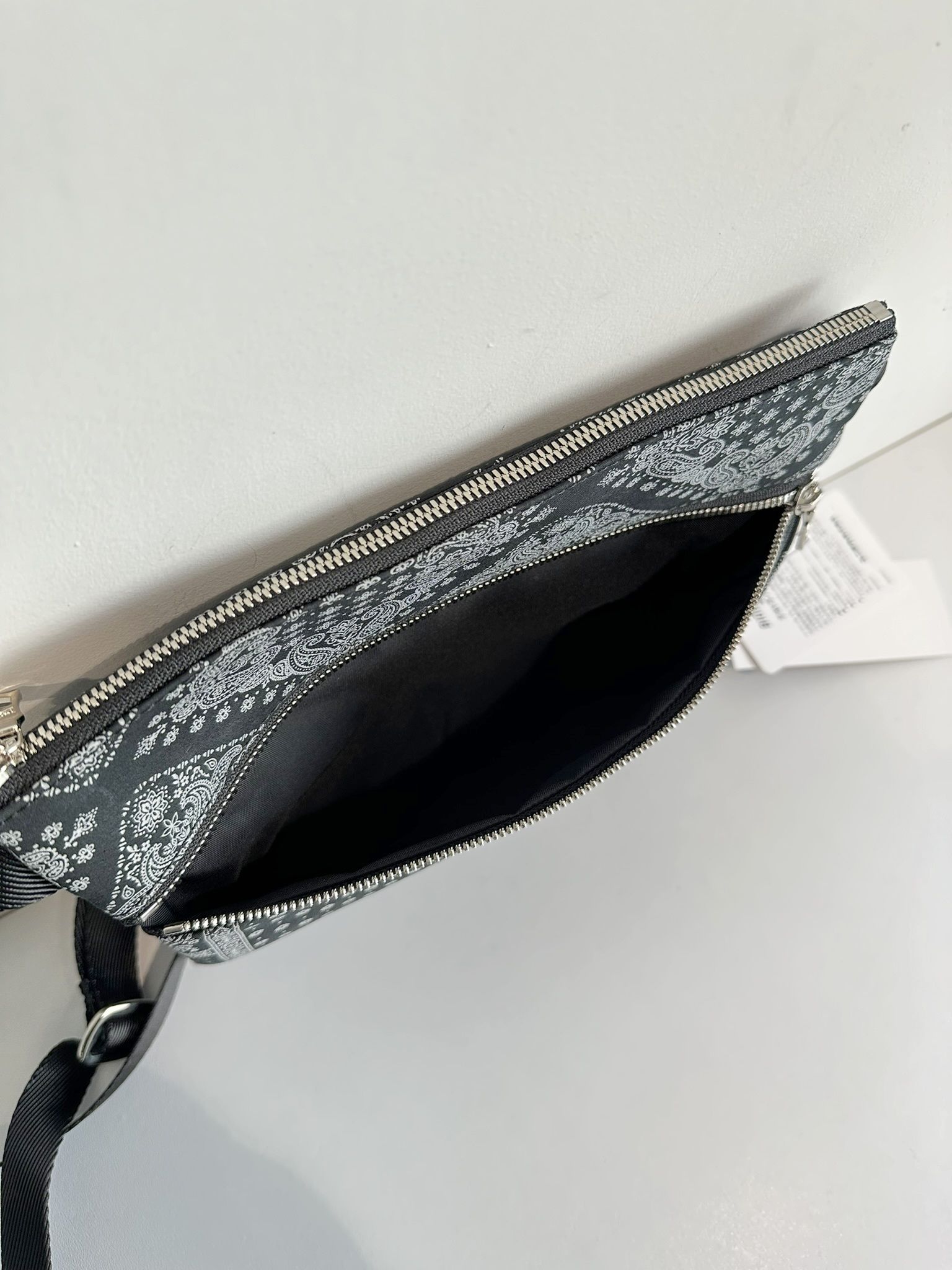 RESOUND CLOTHING - VINTAGE BANDANA SACOCHE / RC17-BAG-003