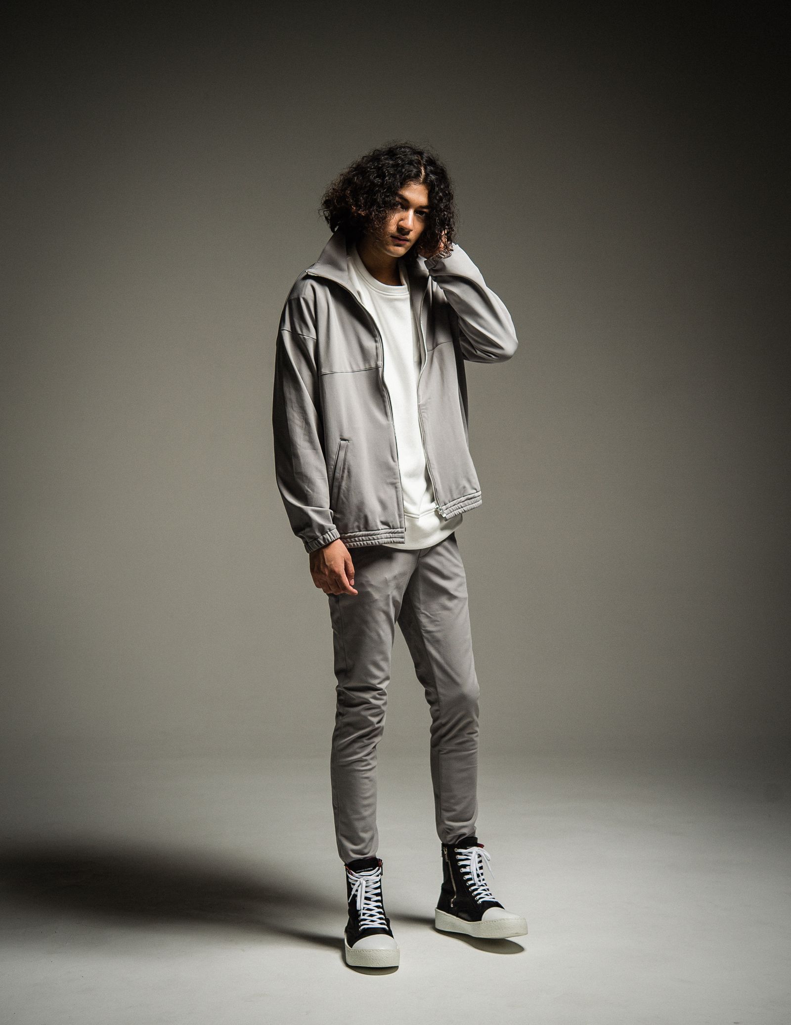 NYLON FLEECE OVER TRACK JK / RC22-C-009 / 裏起毛トラックジャケット / グレー