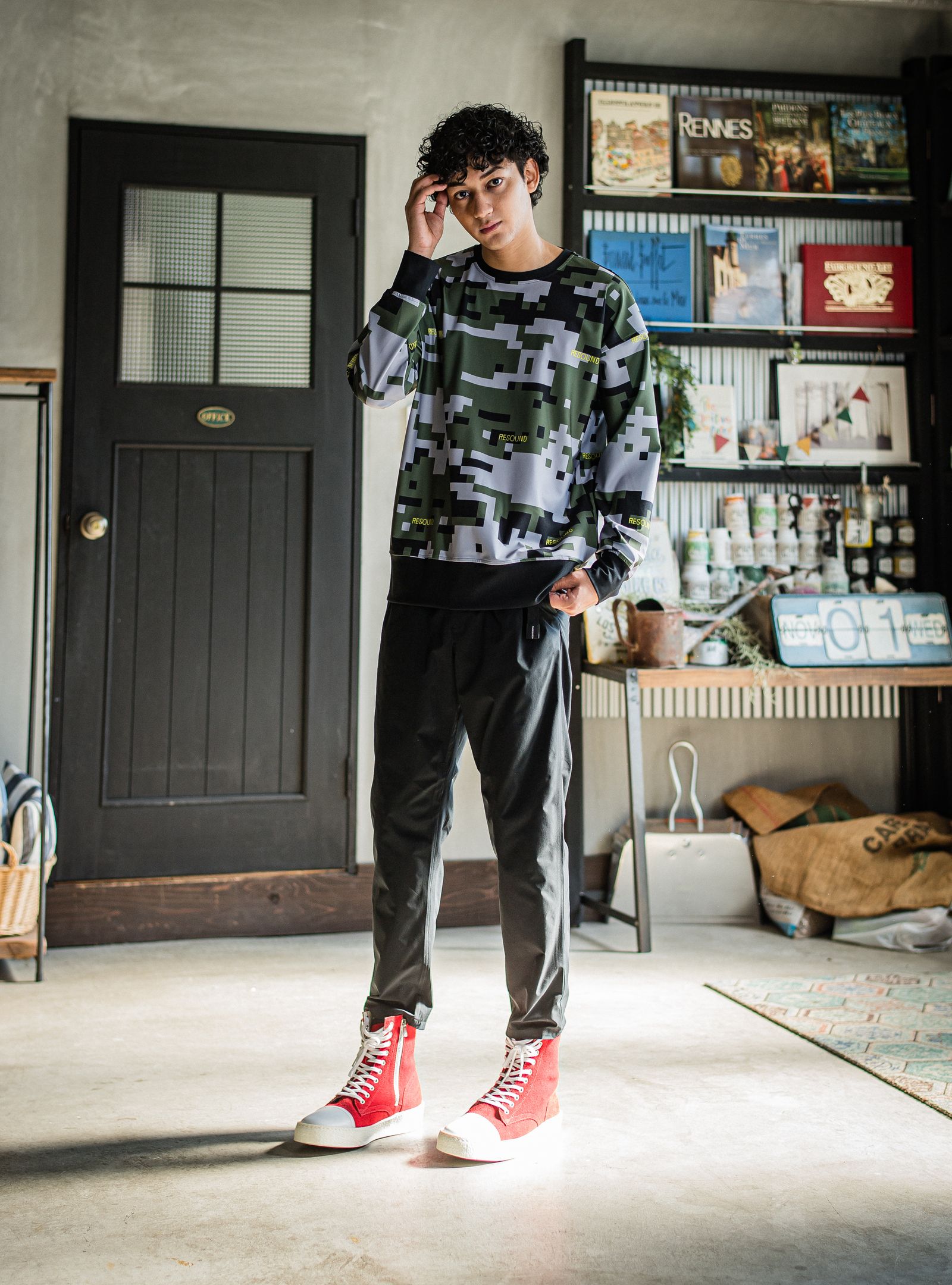PAT WIDE EASY PANTS / RC31-ST-036 / ベルト付きテーパードワイドパンツ / ナイロンブラック