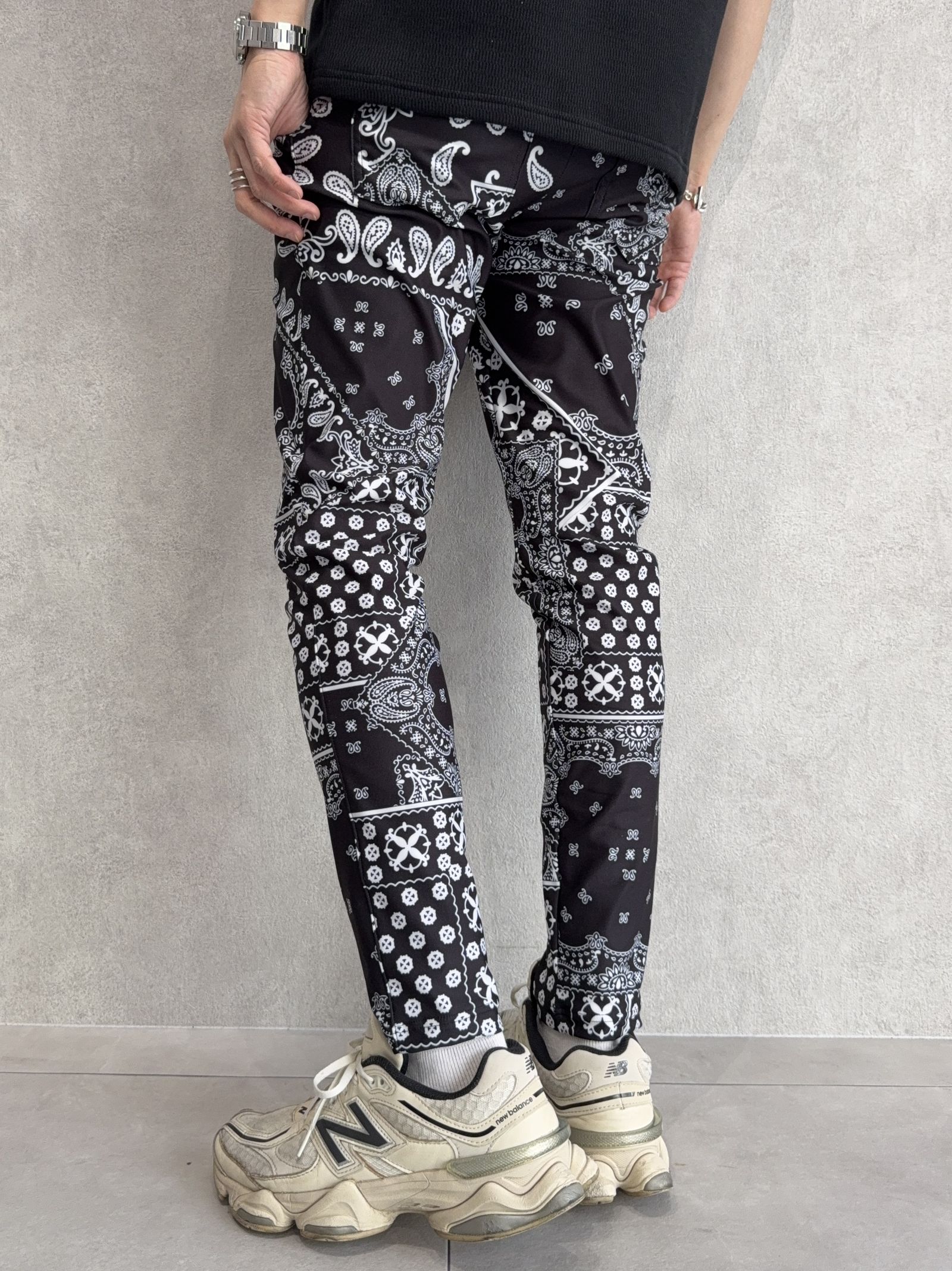 CHRIS EASY TUCK PANTS / RC39-ST-016T / ナイロンイージータックパンツ / バンダナブラック