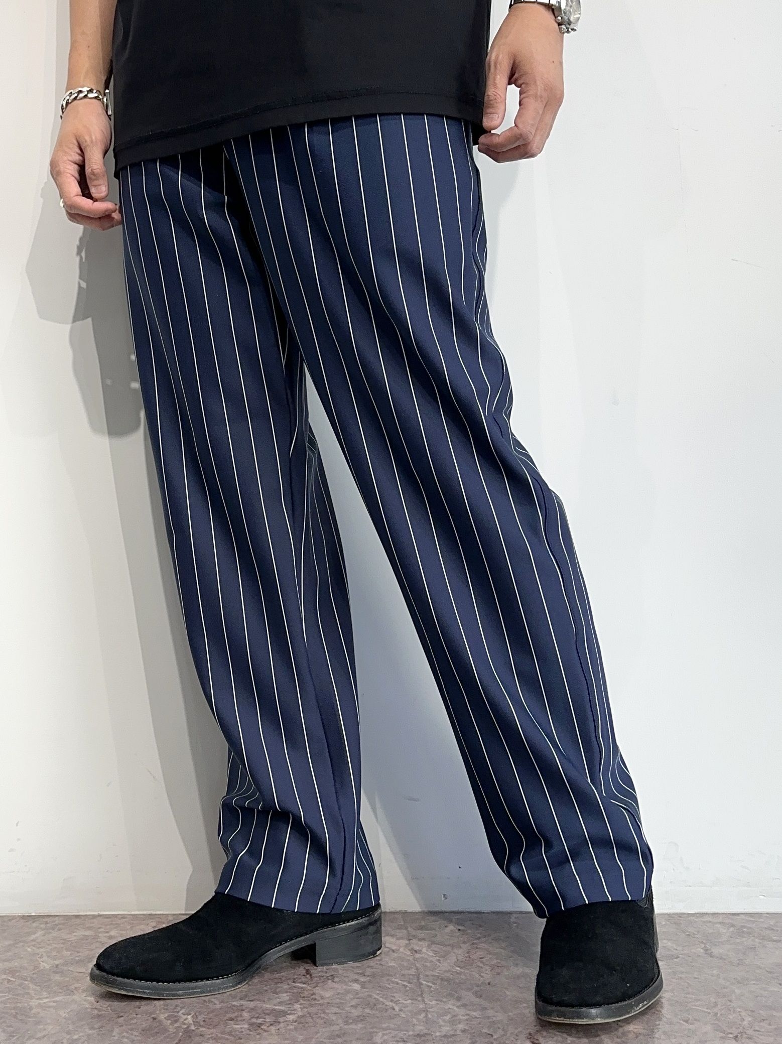 RESOUND CLOTHING - CHRIS EASY WIDE TUCK PANTS / RC33-ST-016WT / ワイドタックパンツ /  ネイビーストライプ | LUKE